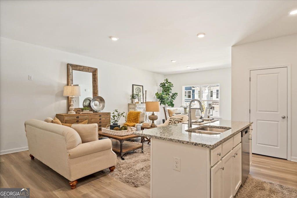 2526 Riverside Rd — photo 22