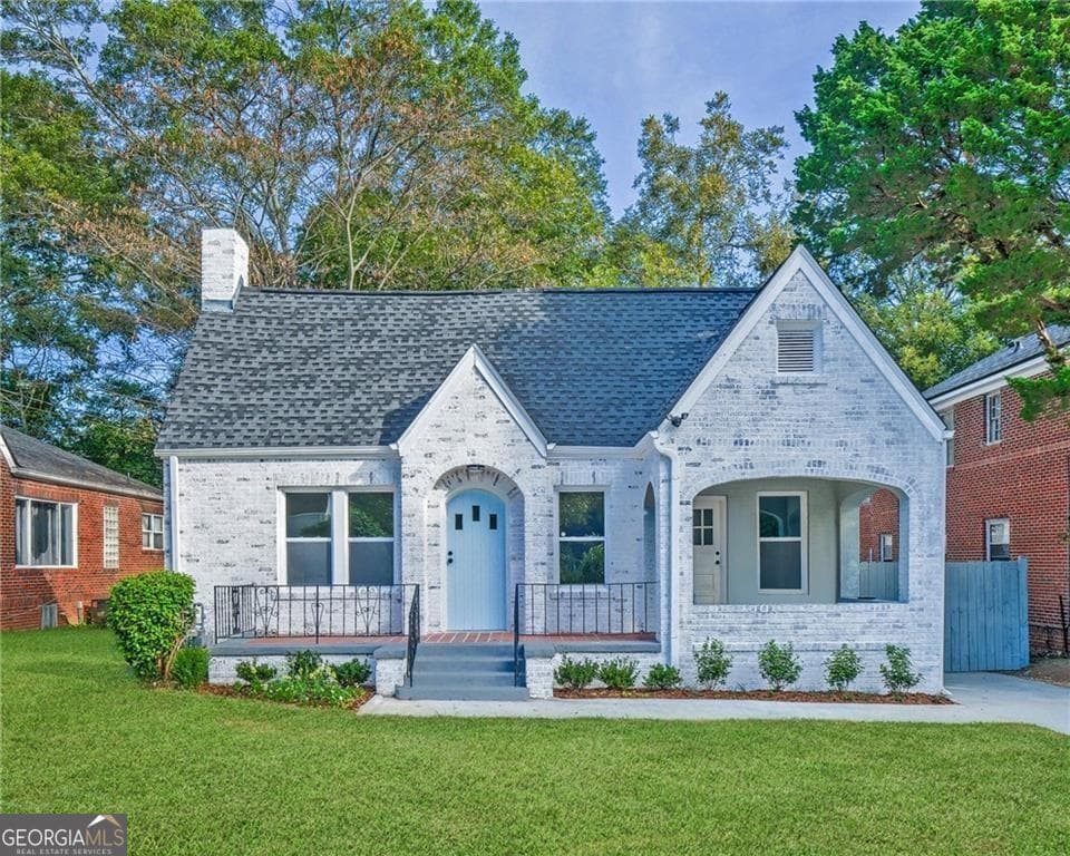 1373 M L King Jr Sw Dr — photo 2