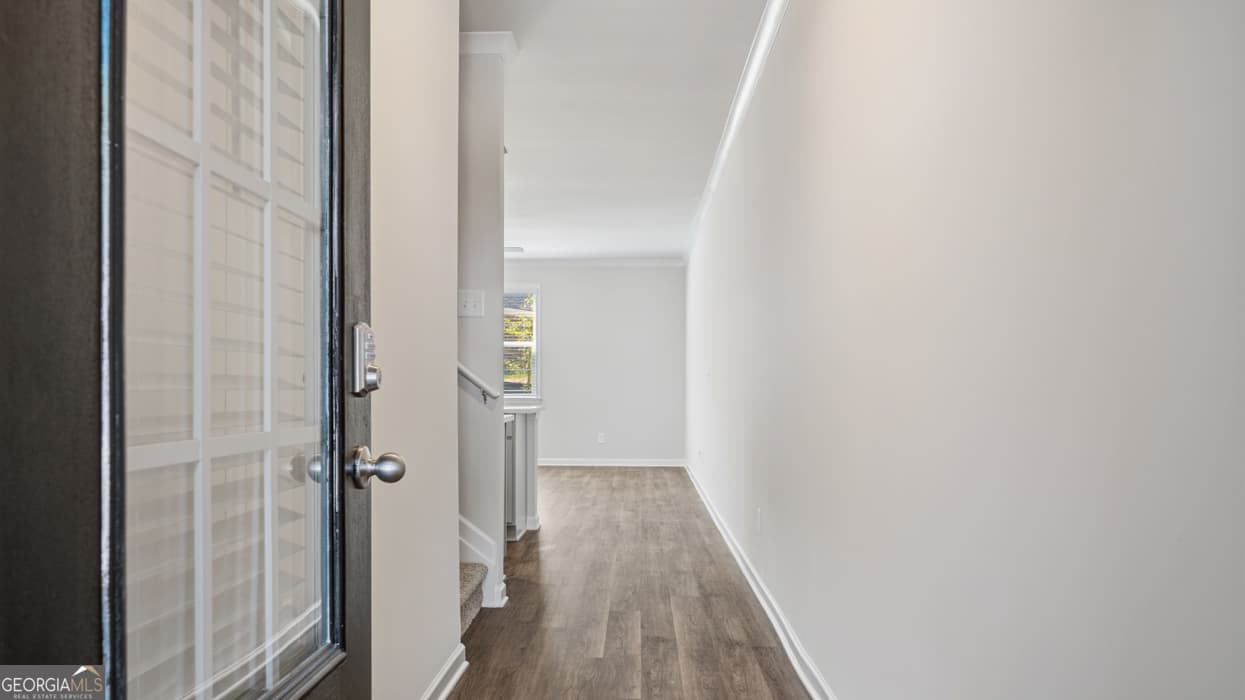 370 Silver Moon Dr — photo 2