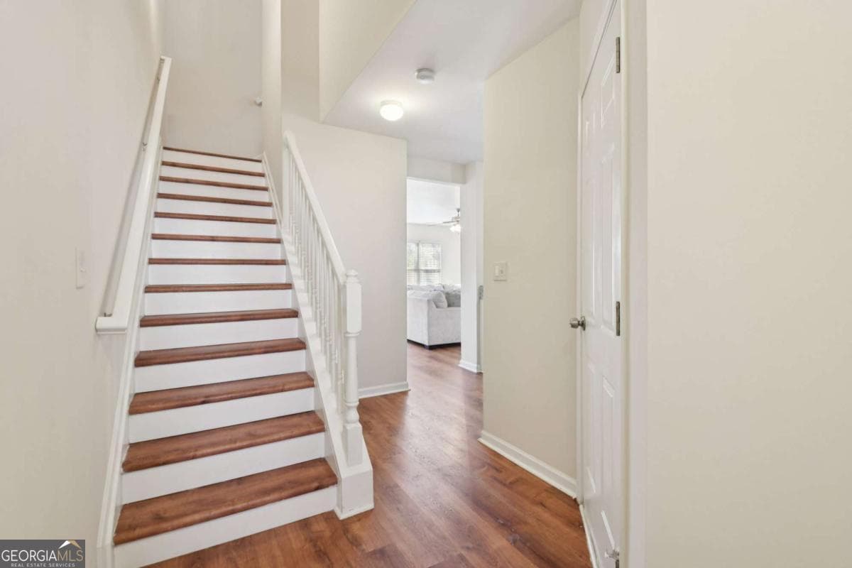 232 Oakland Hills Way — photo 2