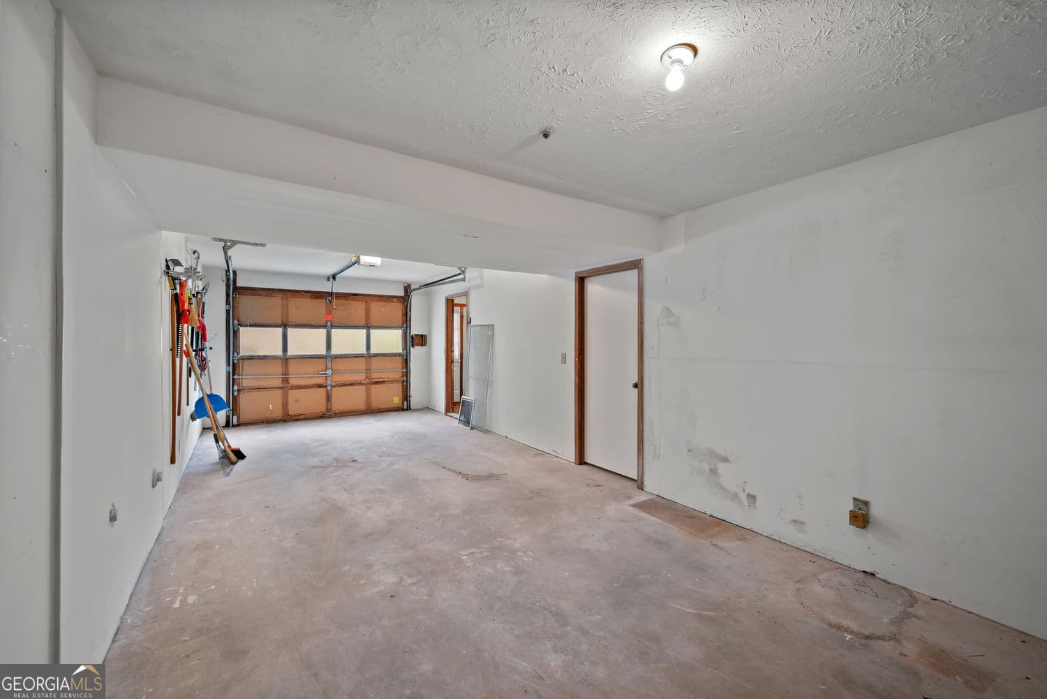 568 Stratford Green — photo 29