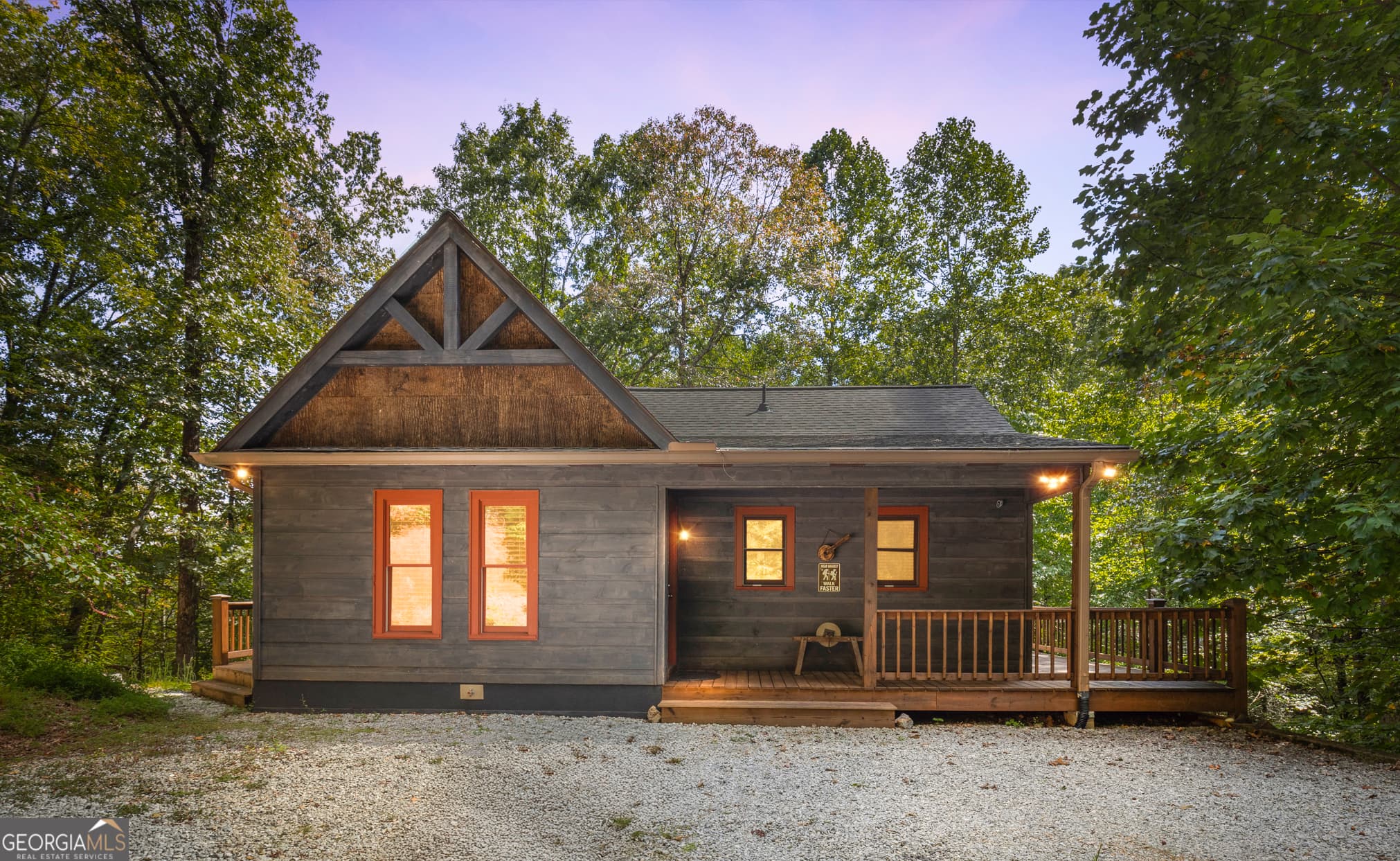 224 Dragon Tree Ln — photo 2