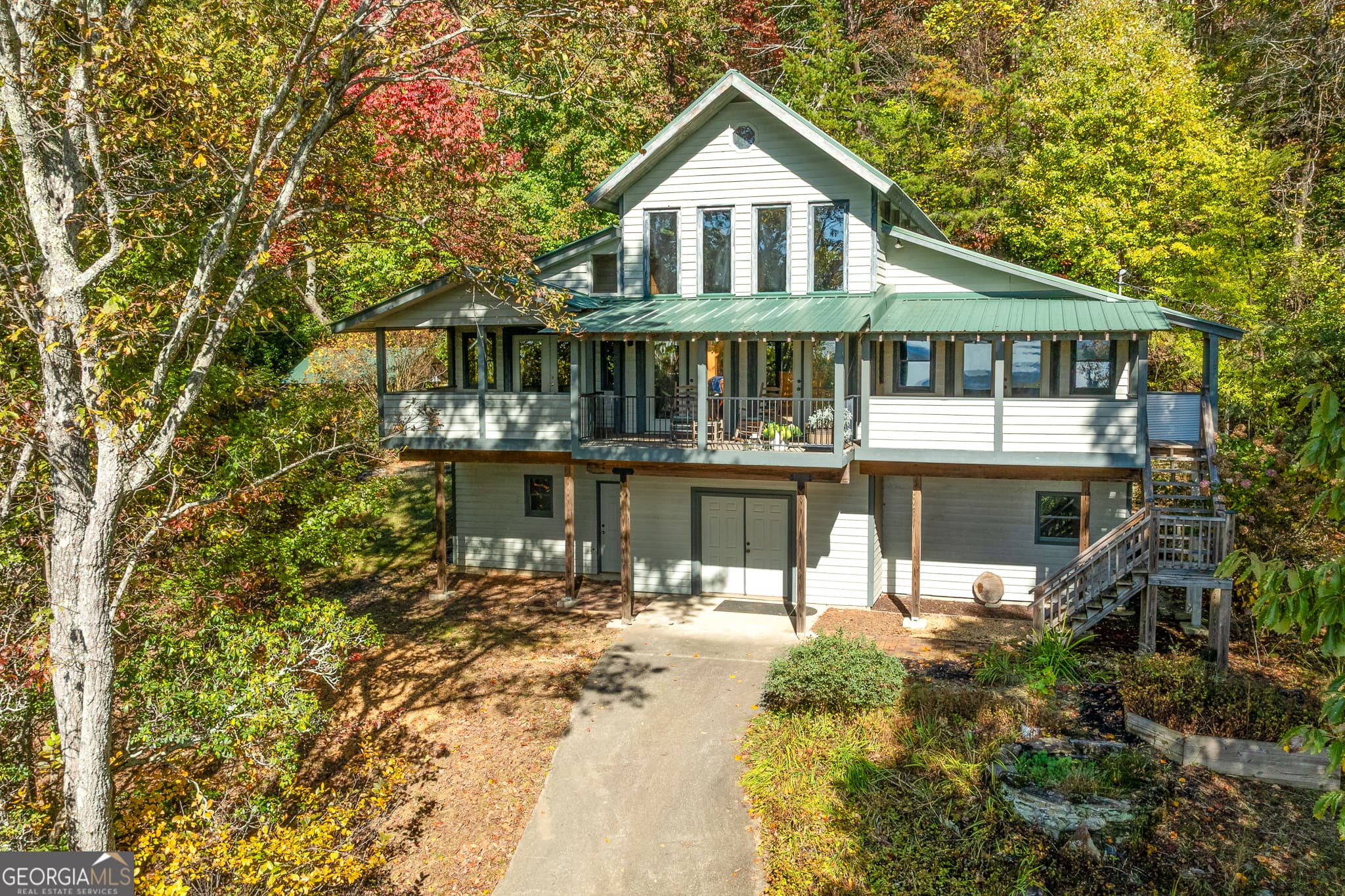 339 Cameron Rd — photo 1