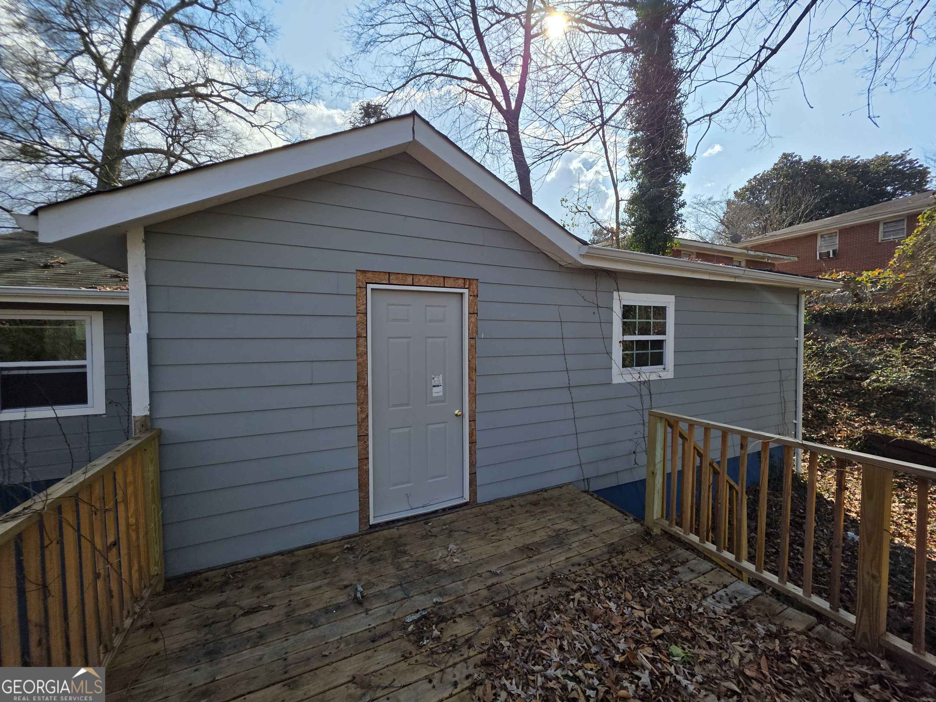 1285 North Nw Ave — photo 2