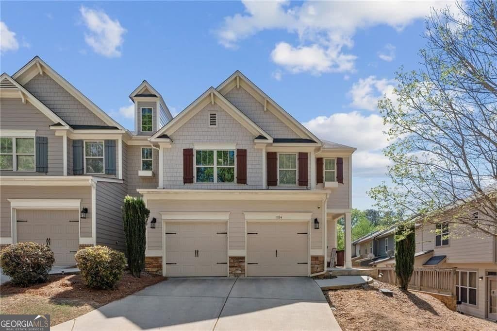 1184 Kendrew Pass — photo 1