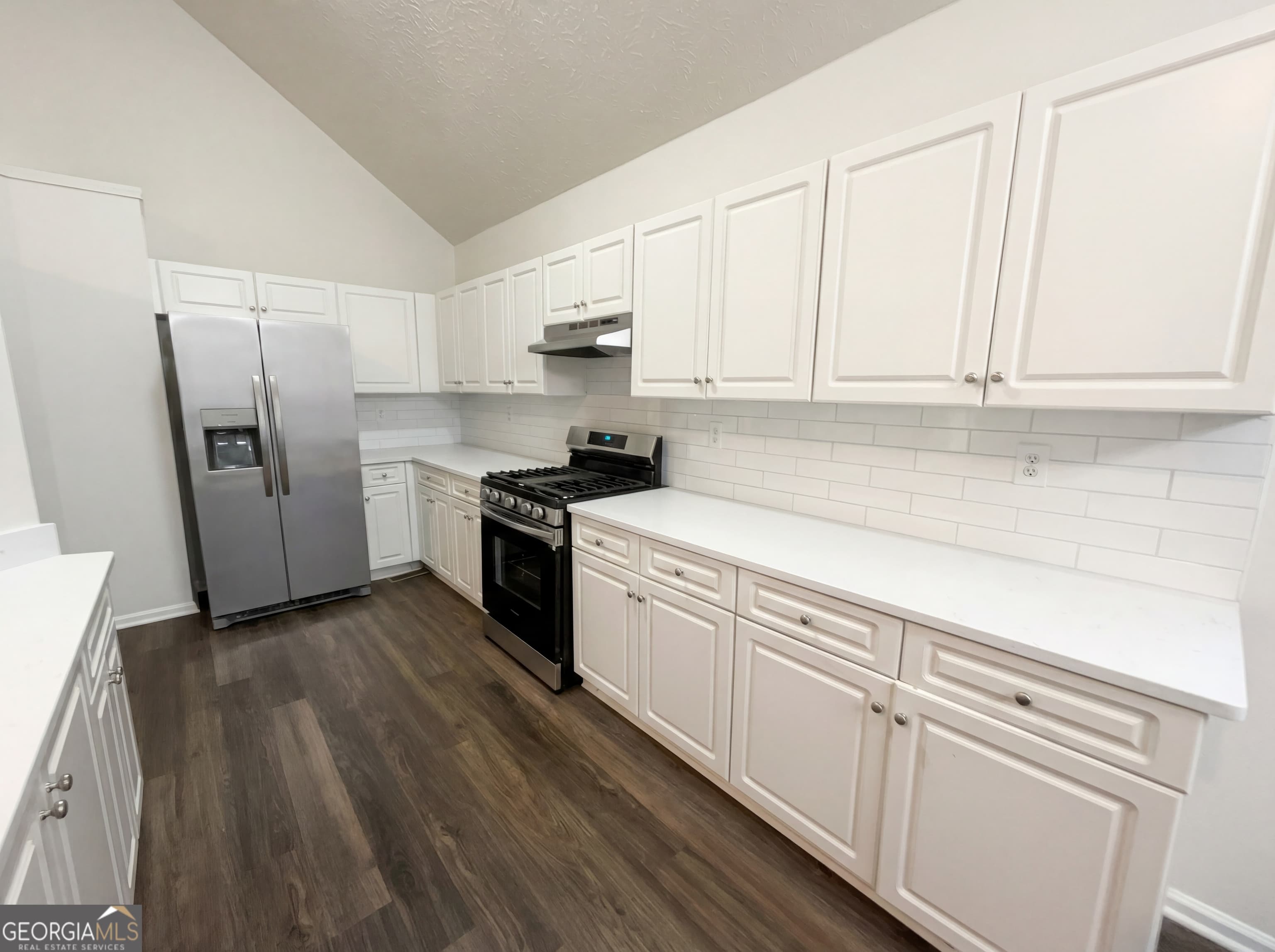 1754 Silverdale Ln — photo 2