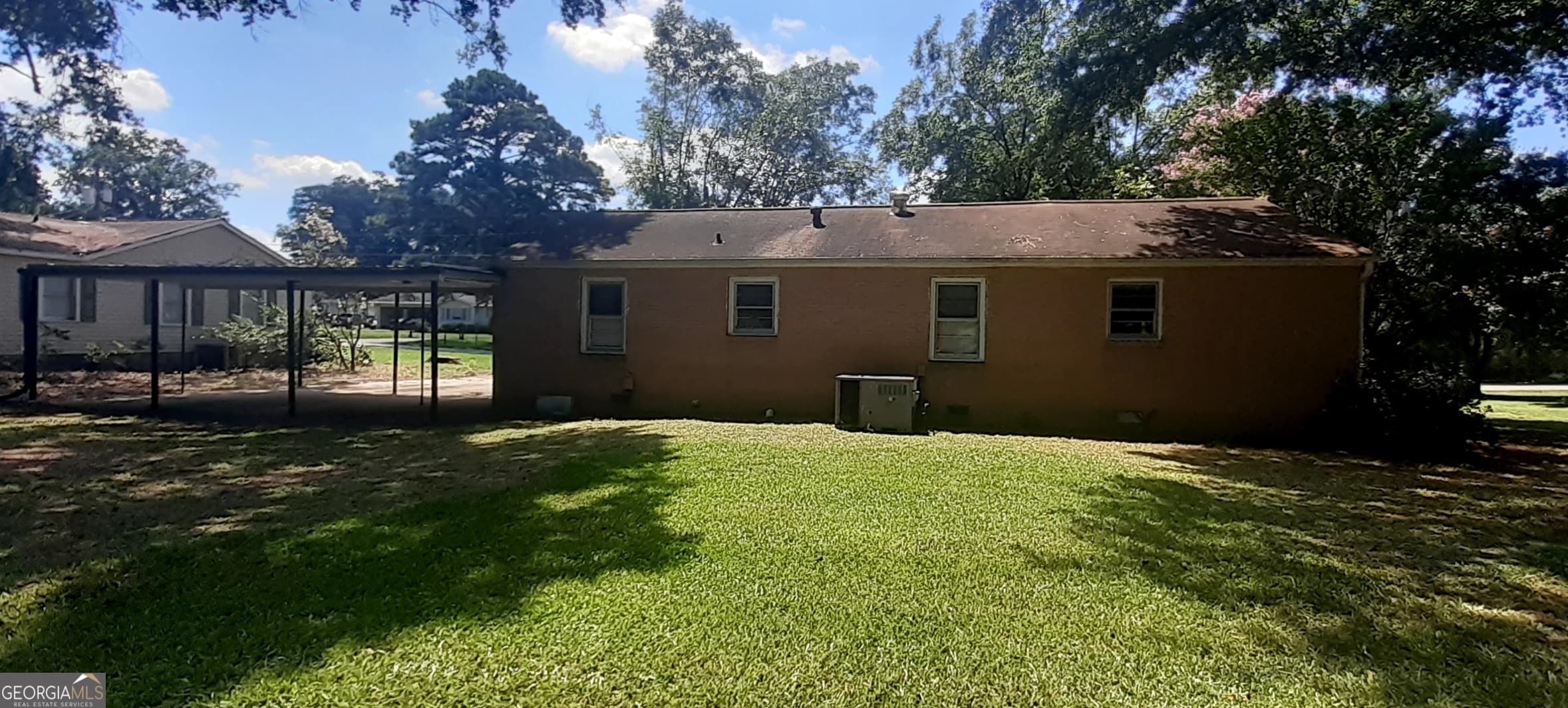 1020 Hickory Dr — photo 11