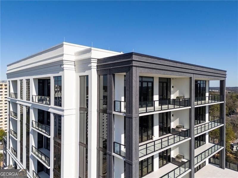 2425 Peachtree Rd 1806 — photo 48