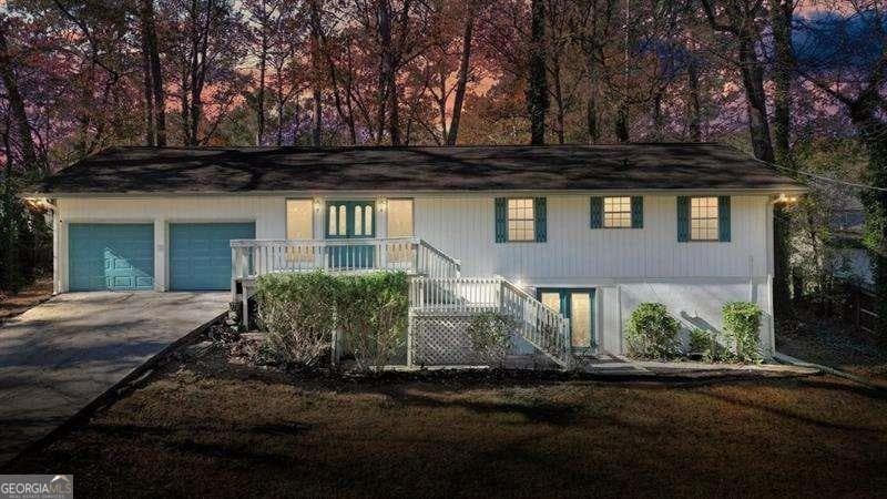 3310 Bryan Way — photo 1