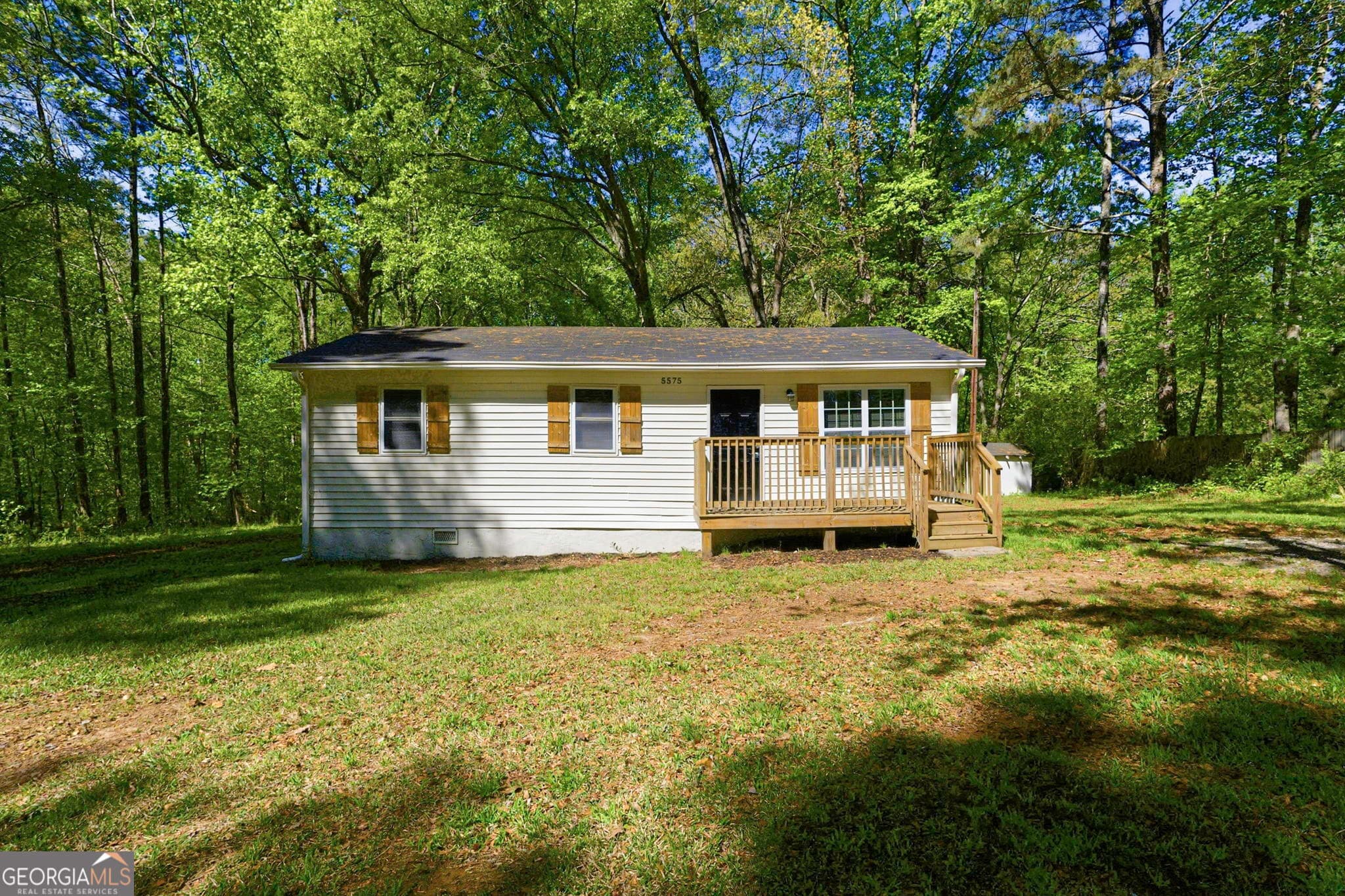 5575 Oglesby Rd — photo 1