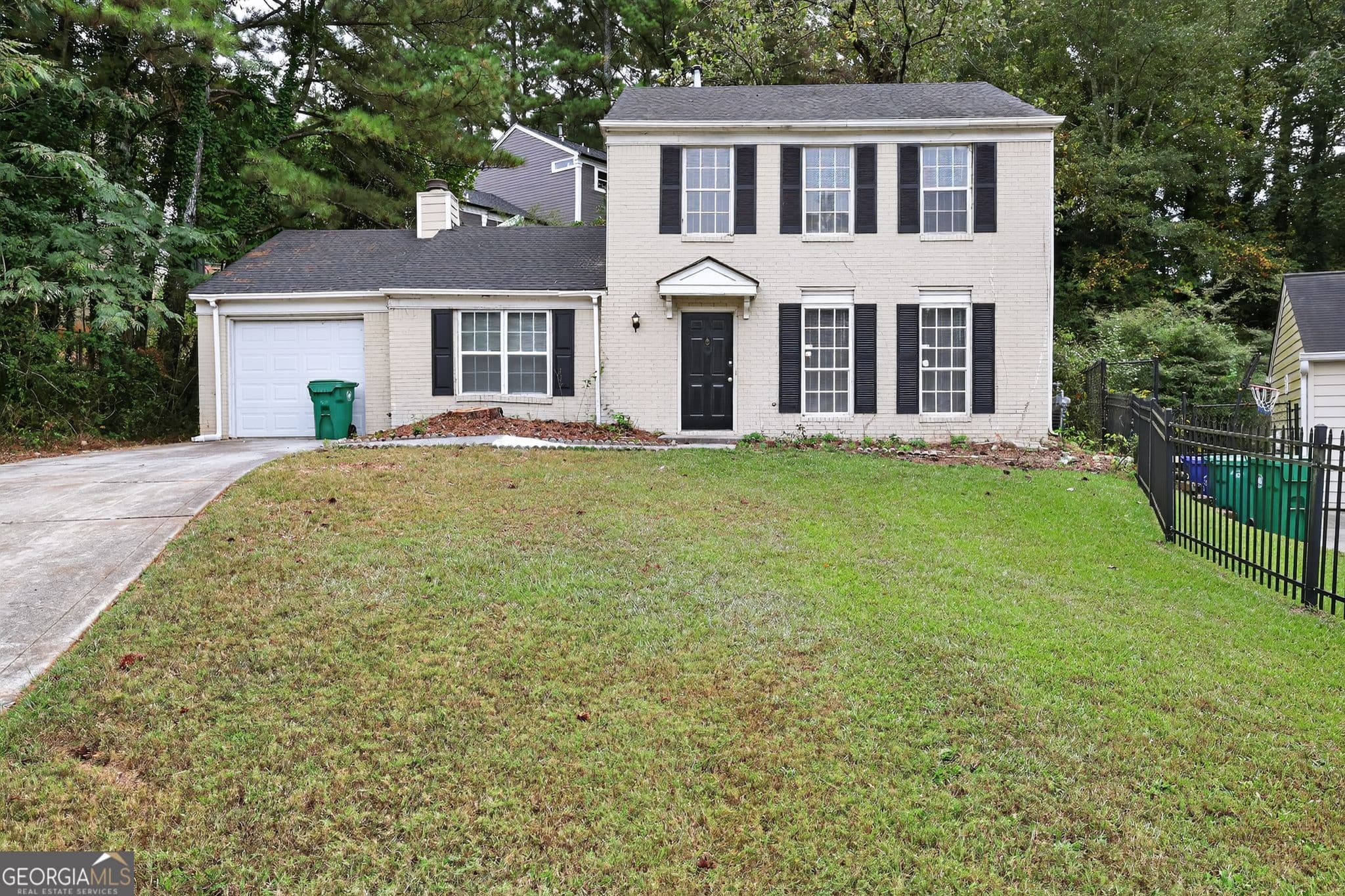 1312 Mill Lake Circle — photo 2