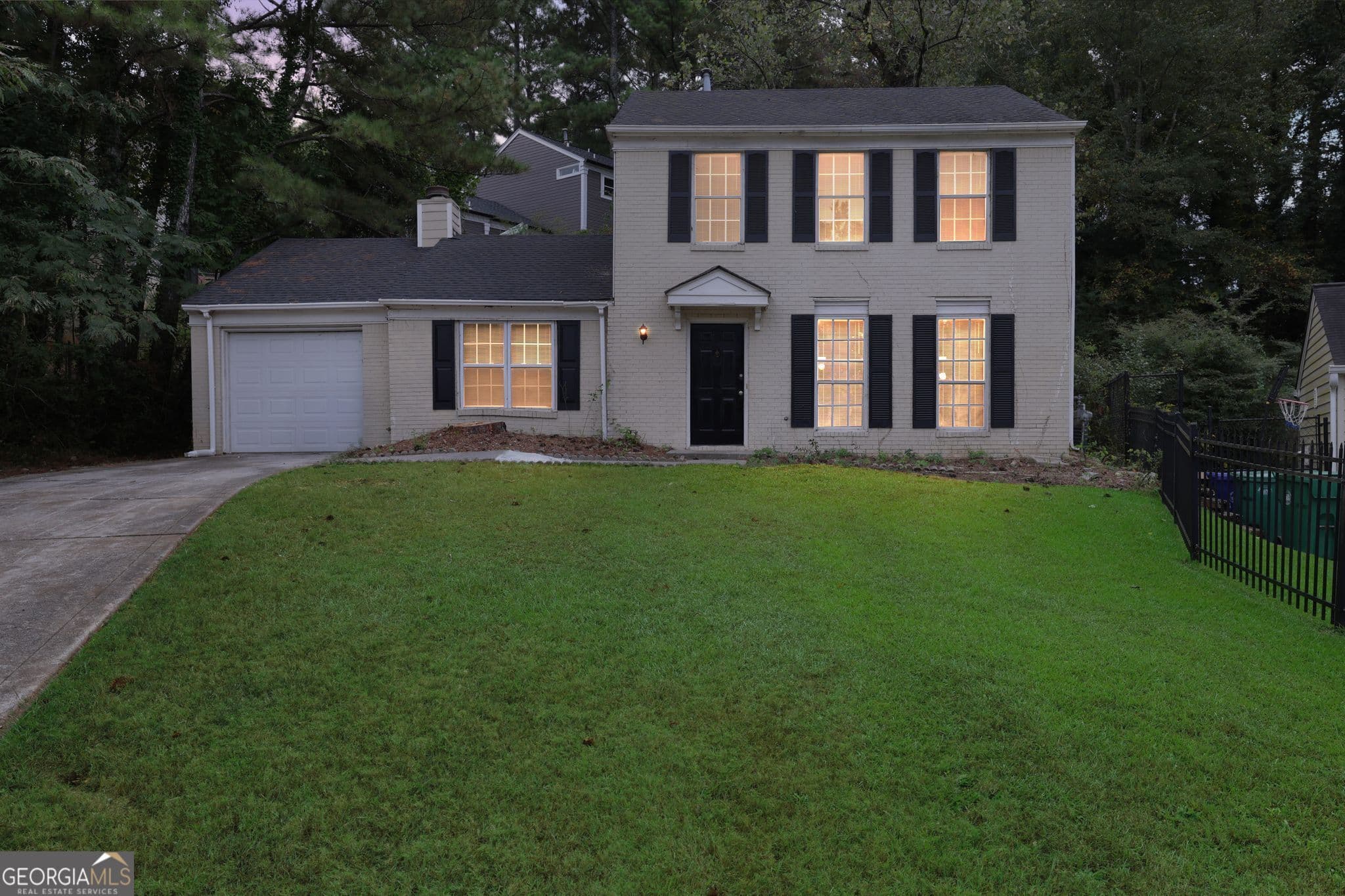 1312 Mill Lake Circle — photo 1