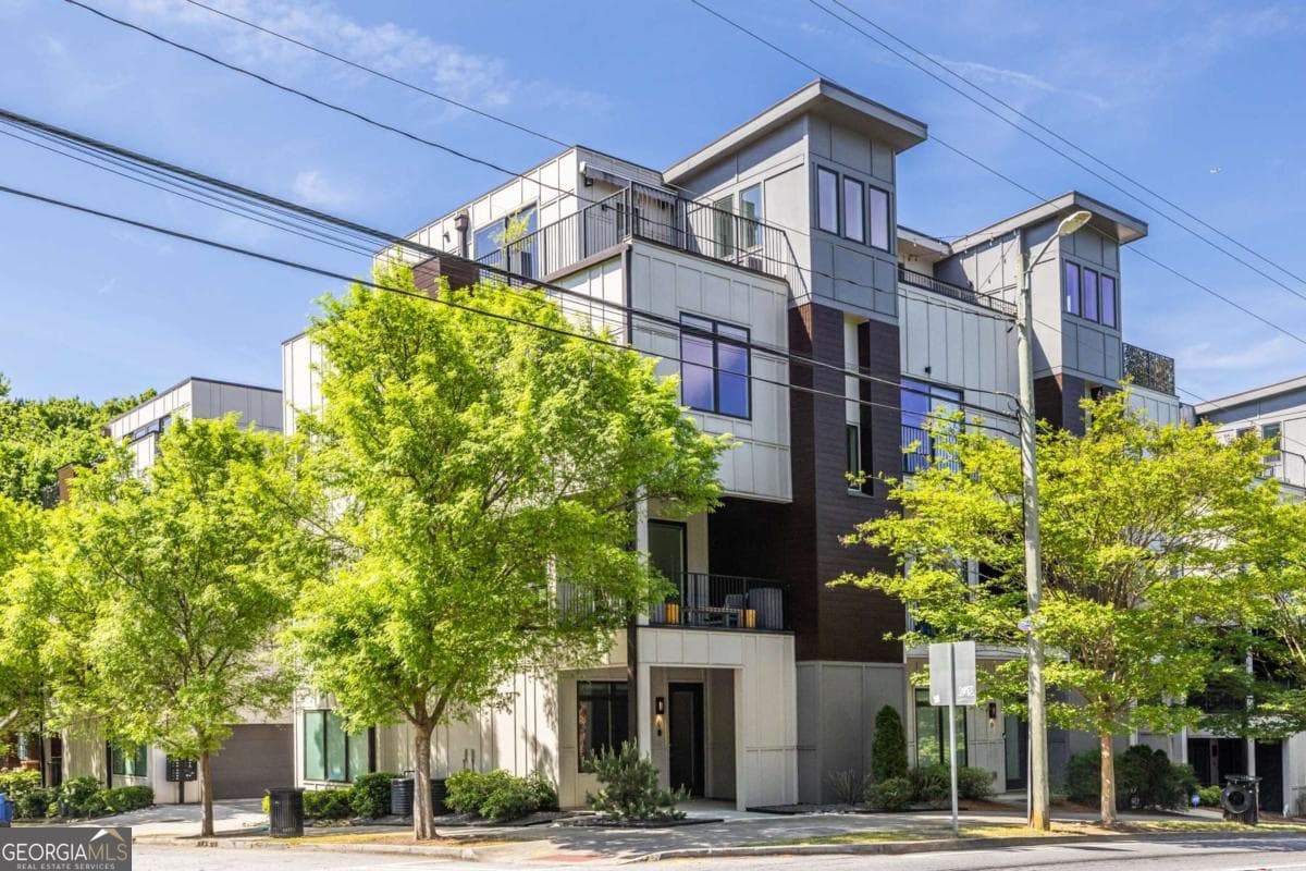 600 Bonaventure Ne Ave 6 — photo 1