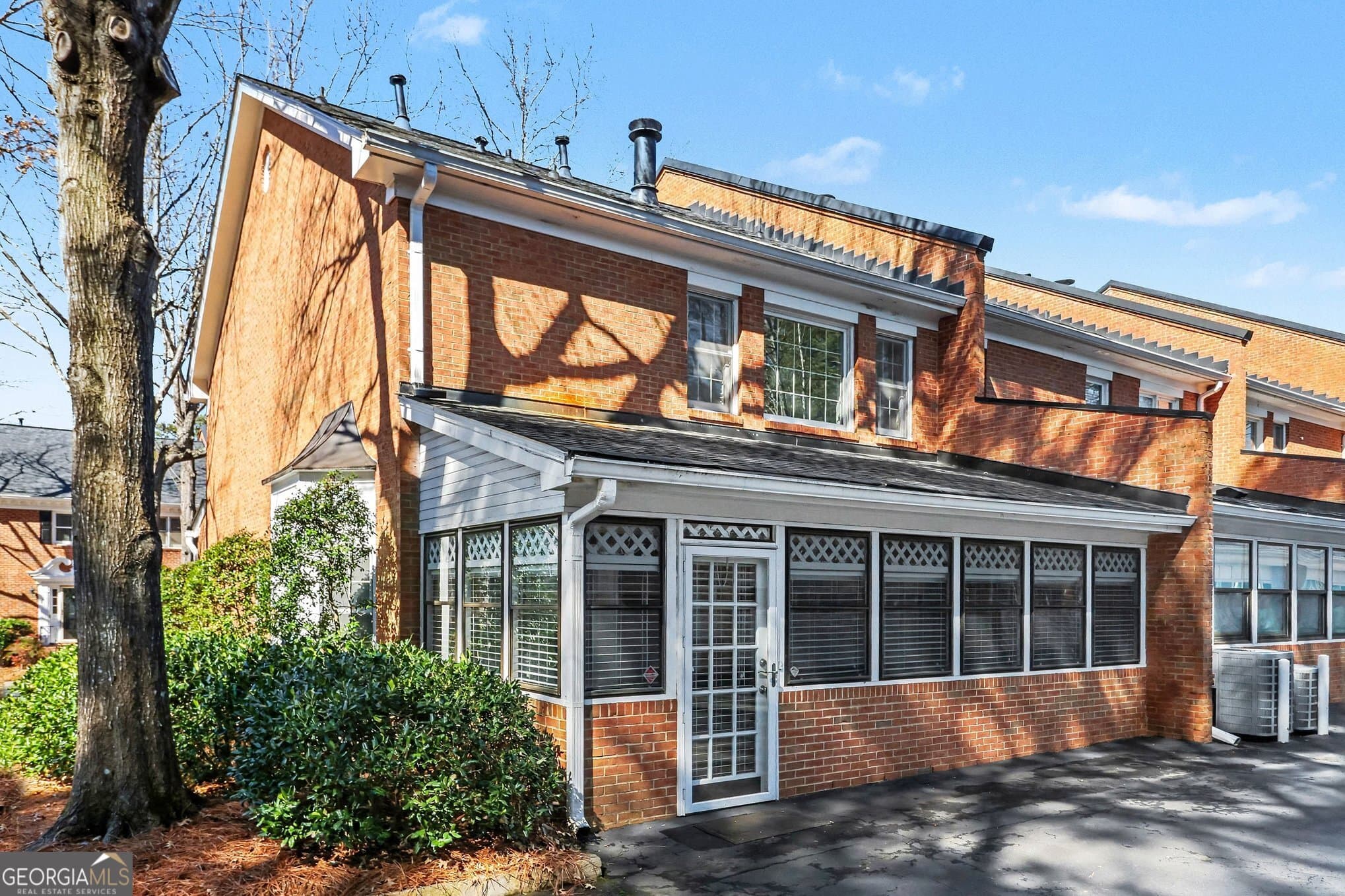 5427 Trentham Dr — photo 31