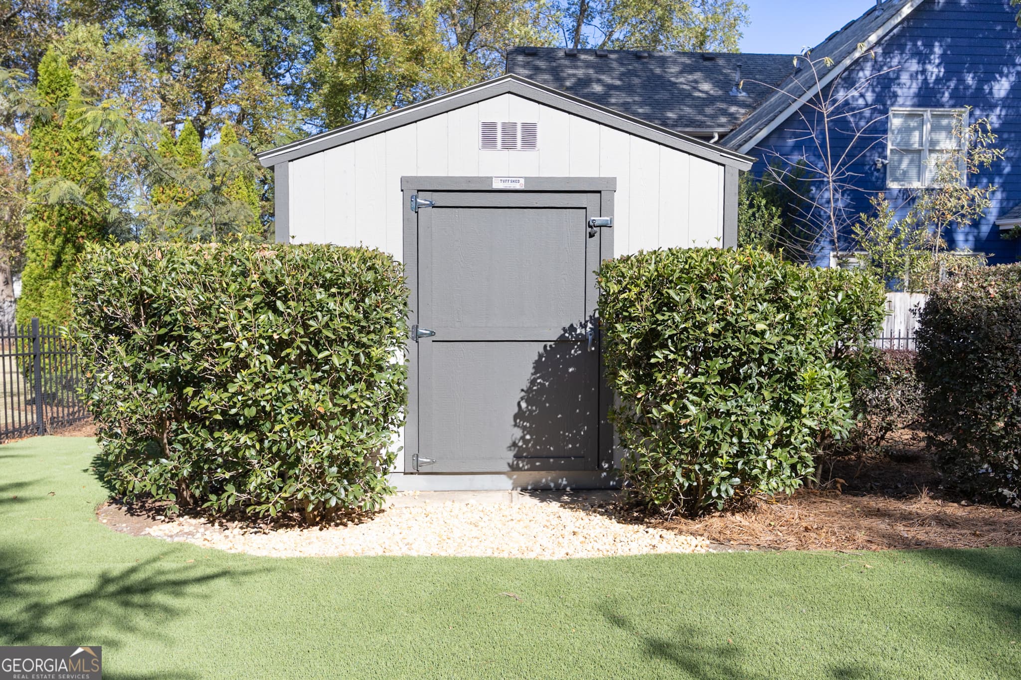 1585 Mercer Ave — photo 79