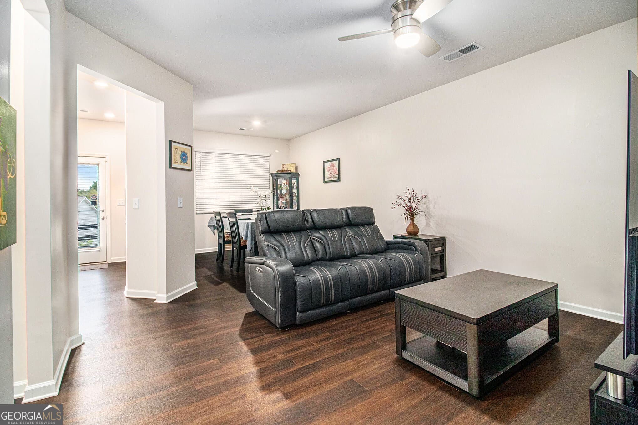 5642 Union Pointe Dr — photo 2