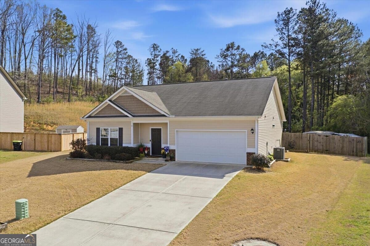 329 Arbor Circle — photo 2