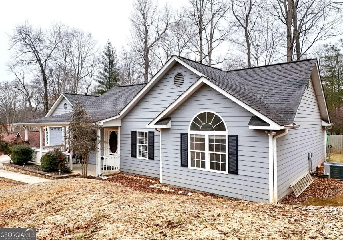 111 Seneca Way — photo 2