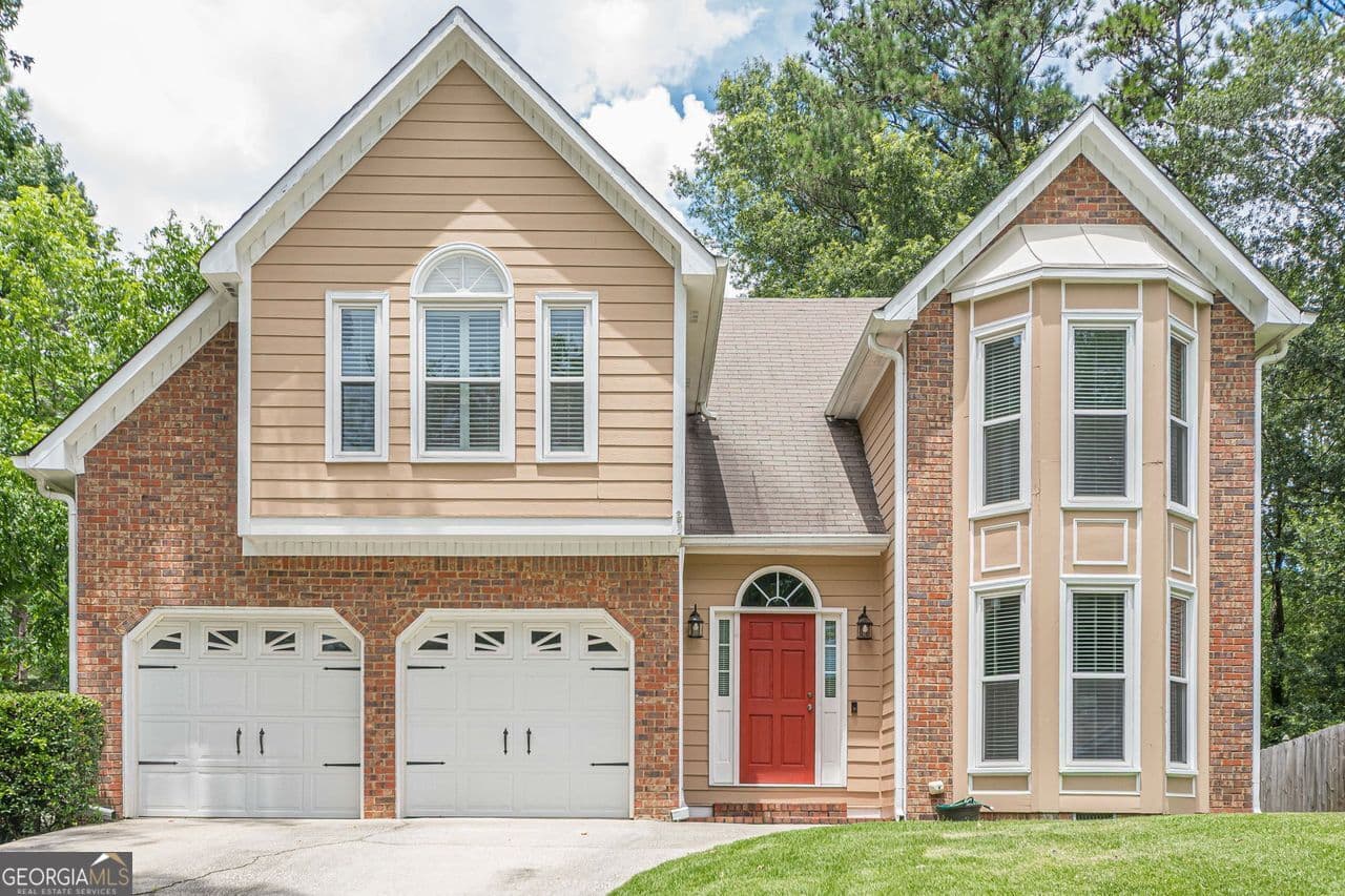 3258 Woodcliff Way — photo 1