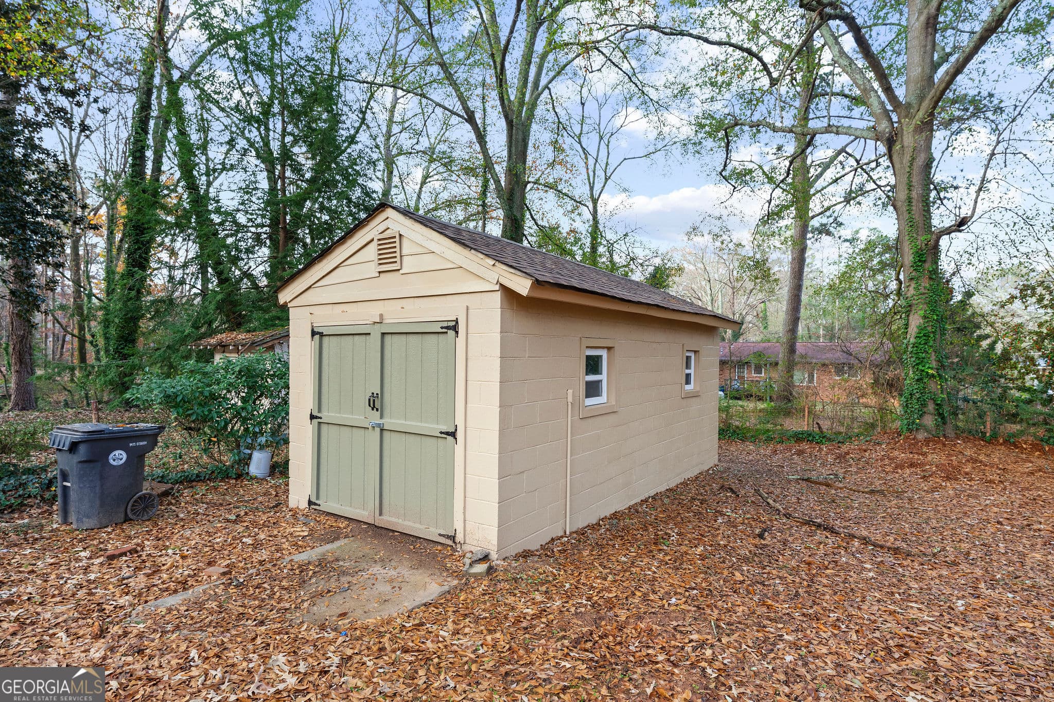 2533 Plantation Dr — photo 27