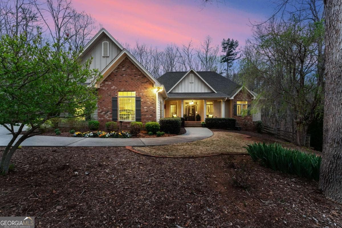 167 Early Red Pippin — photo 1