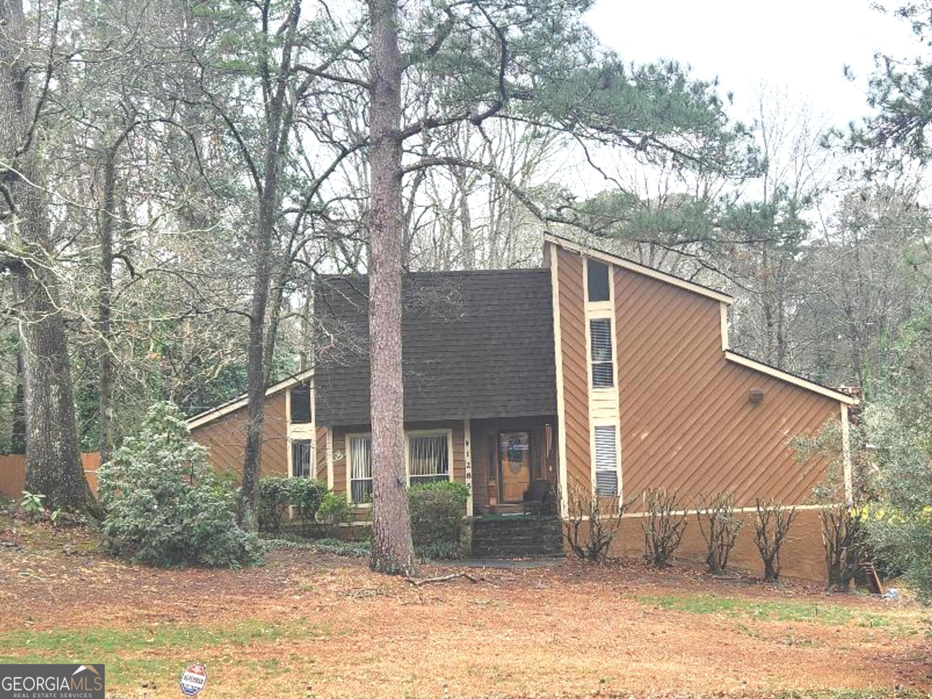 1285 Halter Ln — photo 1