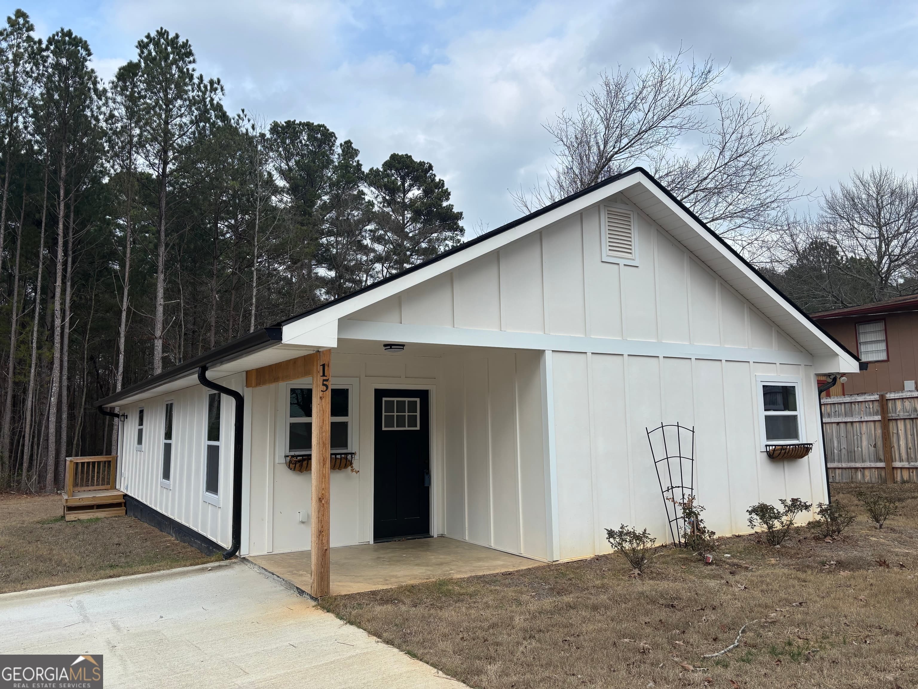 15 Alexander St — photo 1