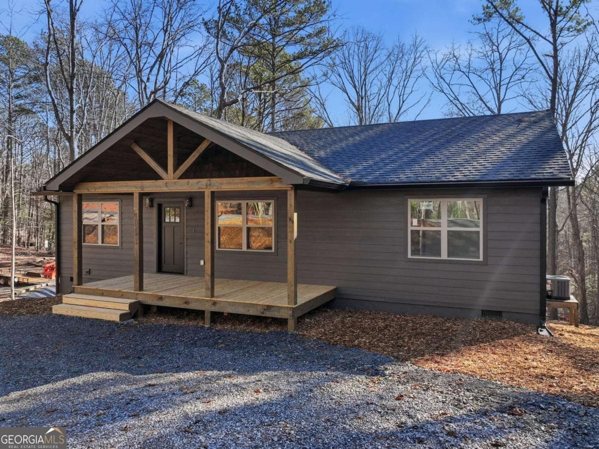 1883 Newport Dr — photo 1