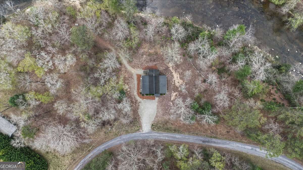 496 Meadow Ln — photo 2