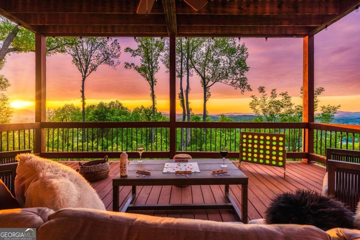 502 Overlook Dr — photo 2