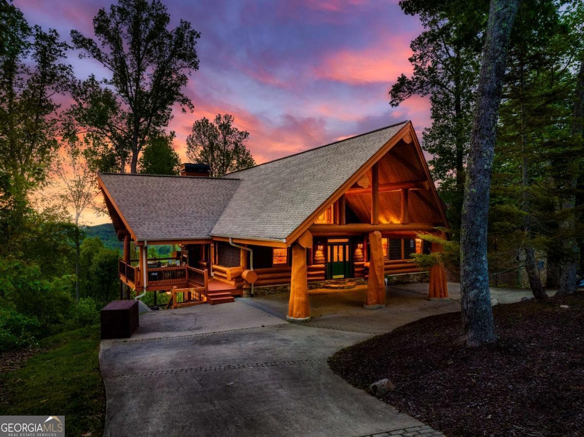 502 Overlook Dr — photo 1