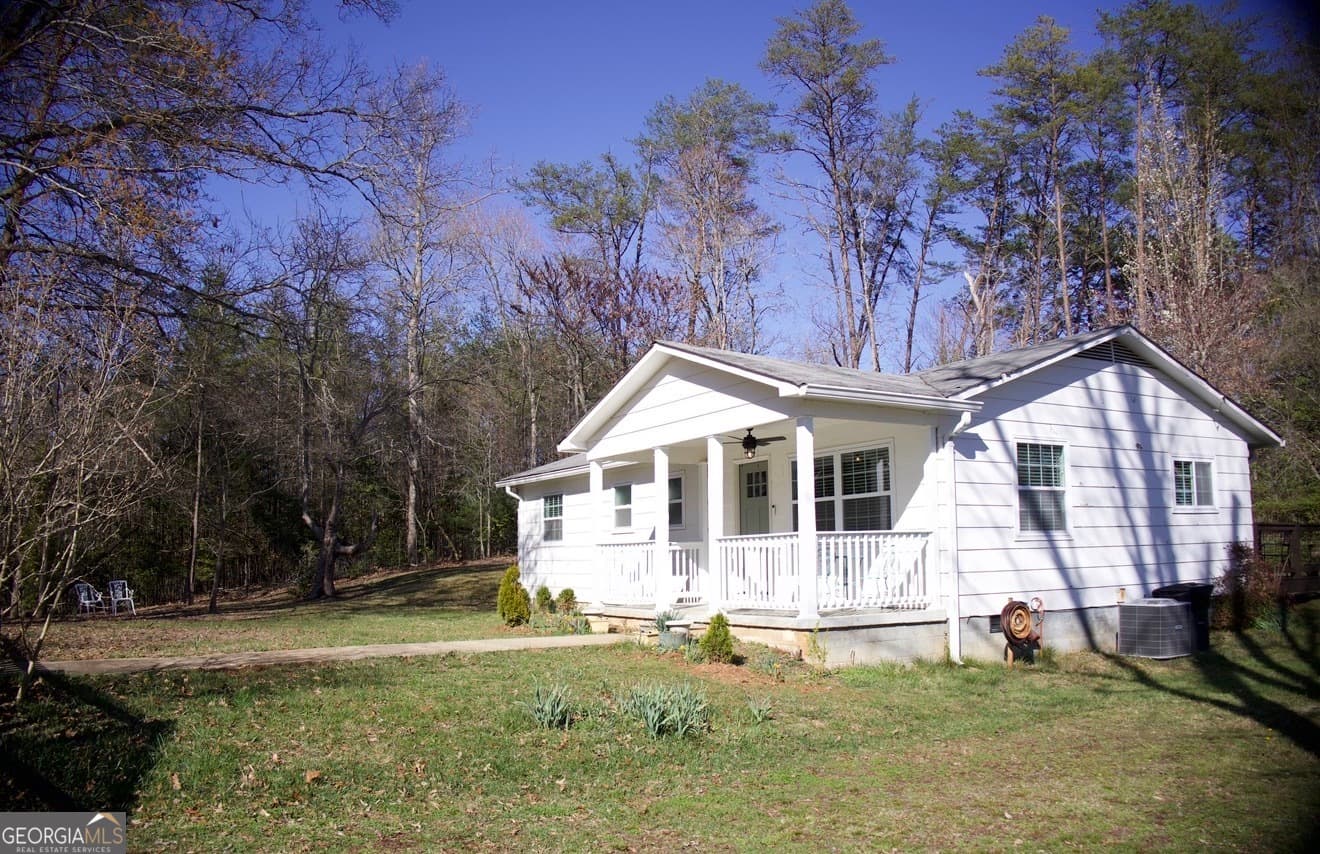 331 Blue Arrow Ln — photo 2