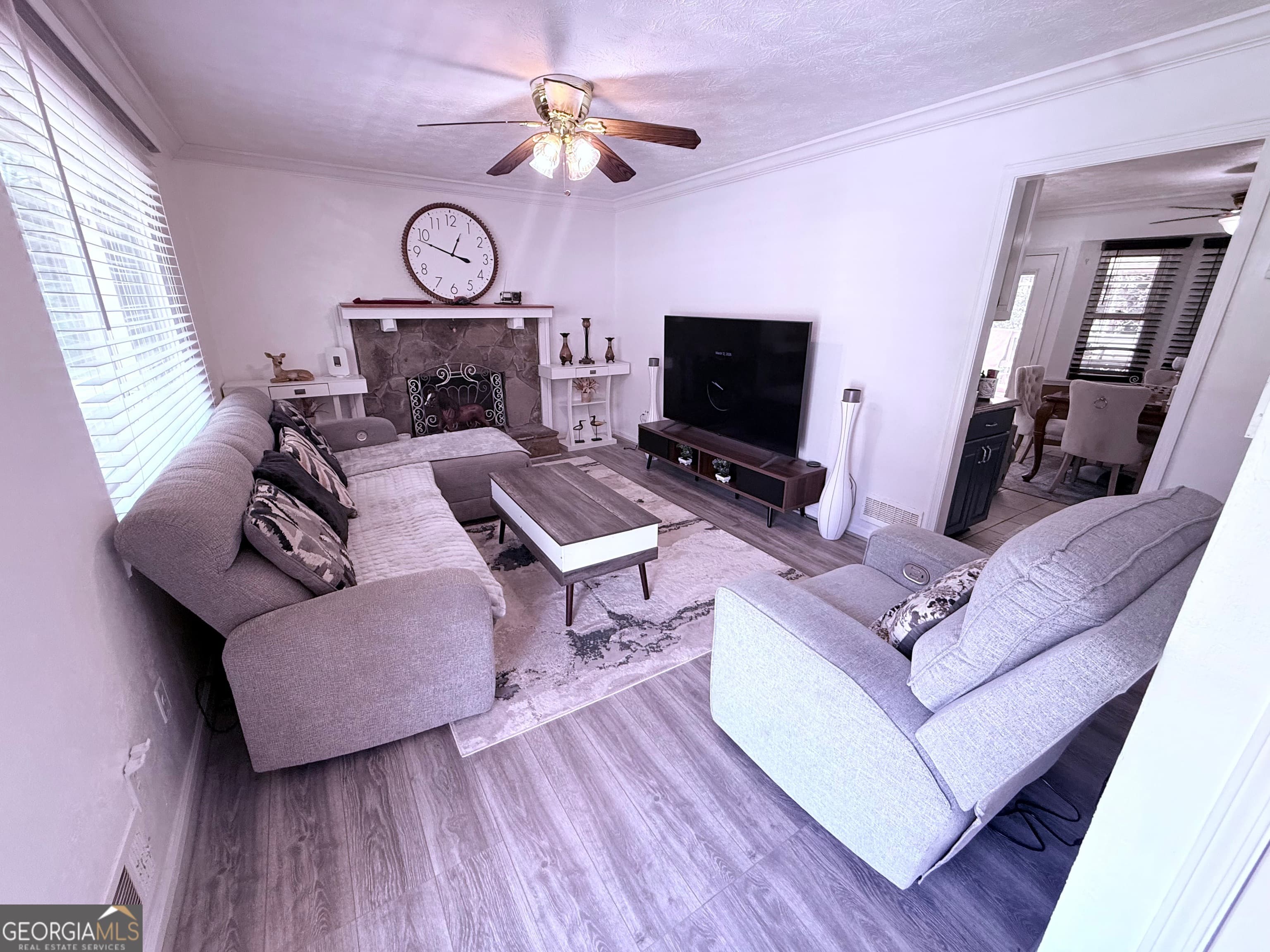 4135 Tanglewood Rd — photo 2