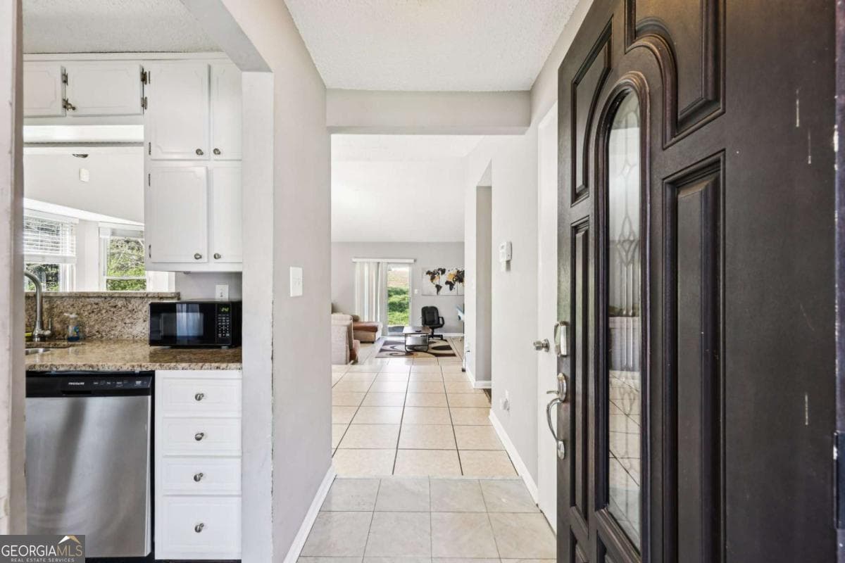 5375 Kirk Dr — photo 2