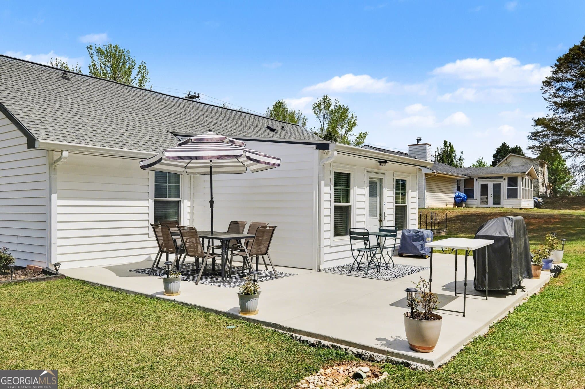 3056 Barrett Rd — photo 2