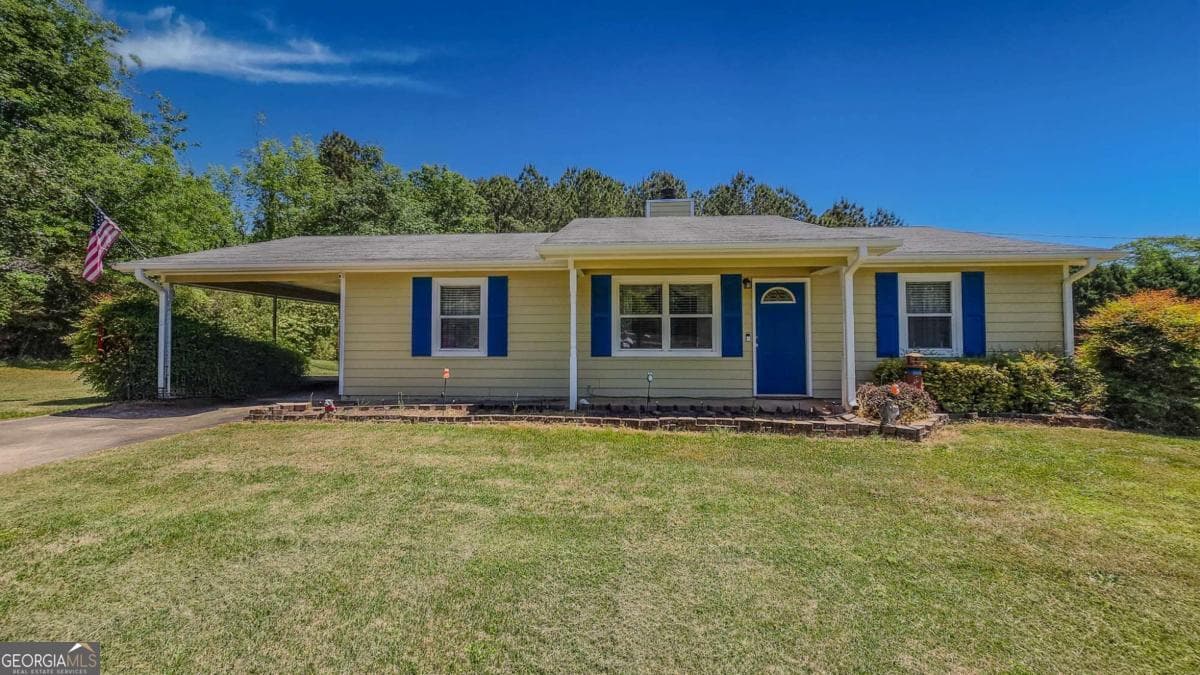 1530 Hwy 155 N — photo 1