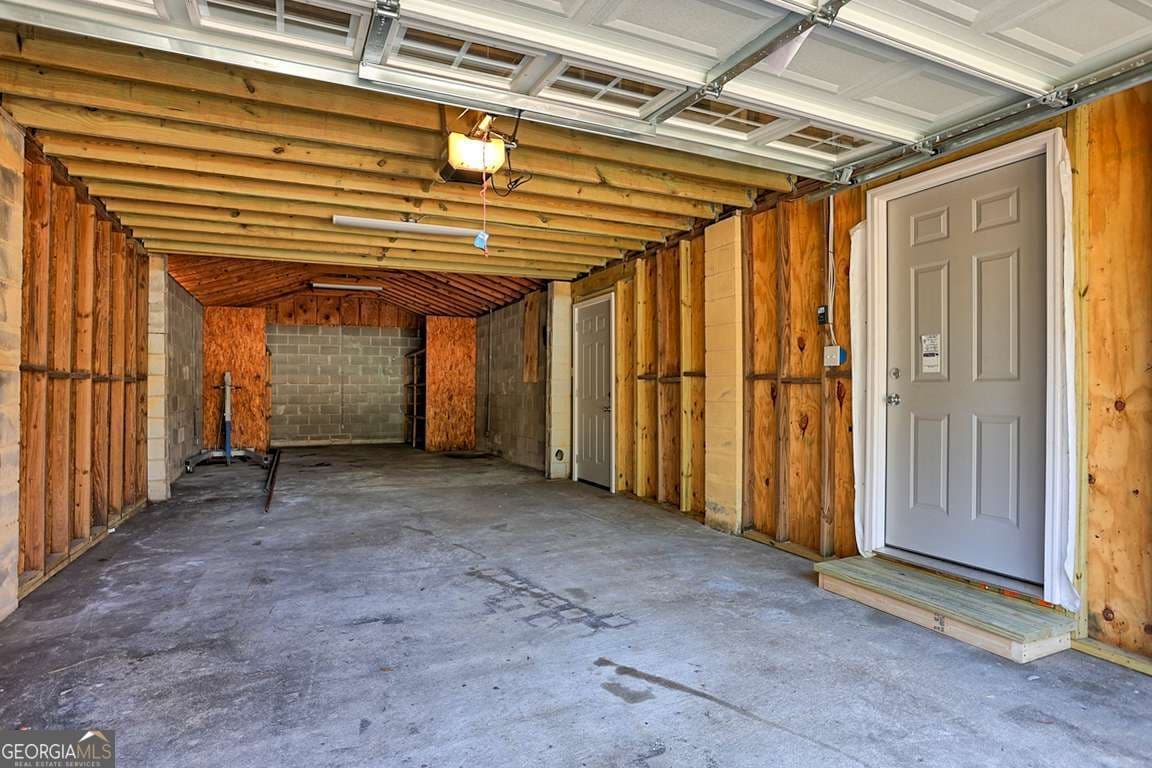 3127 Gilbert St — photo 62