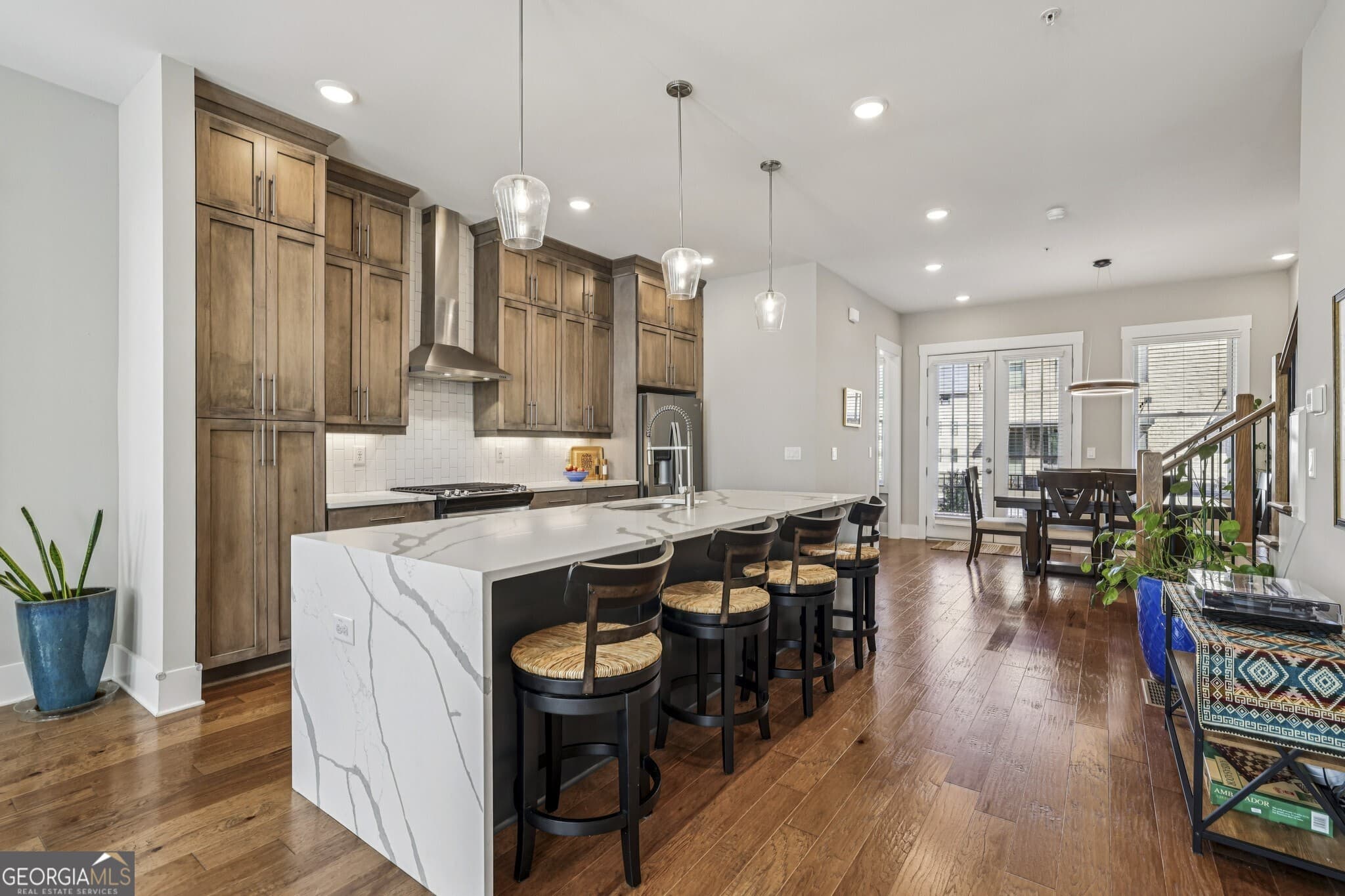 1024 Robert Smalls Way — photo 1