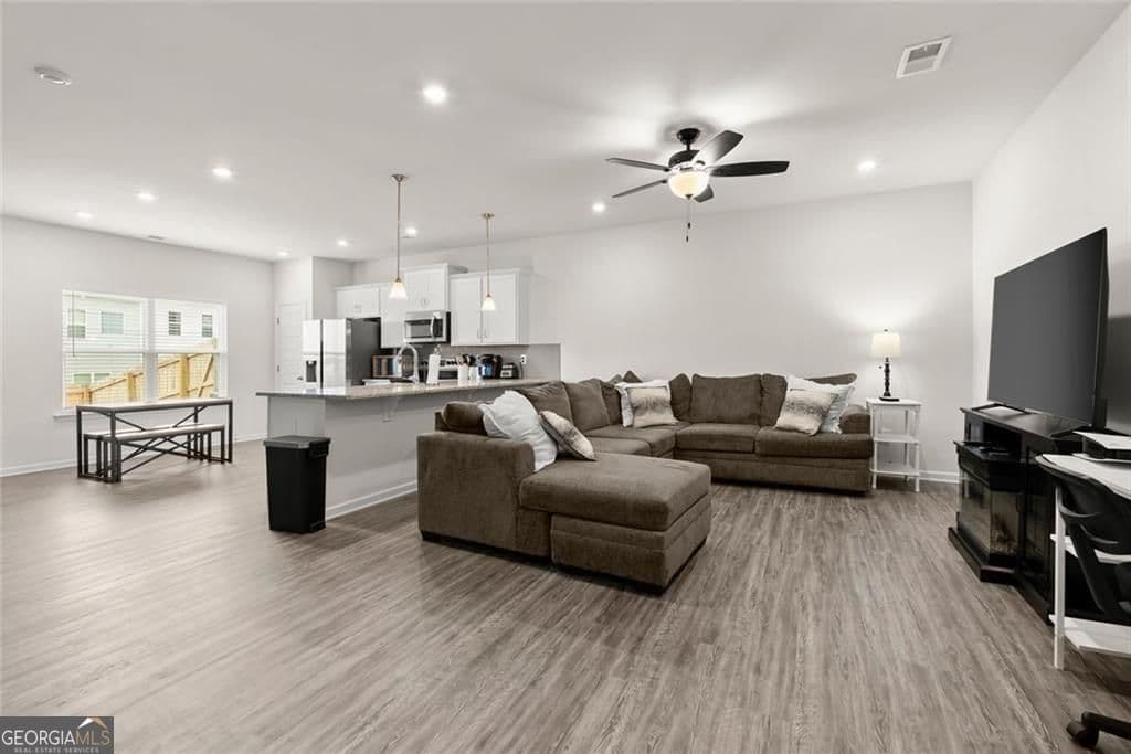 254 Pinnacle Way — photo 2