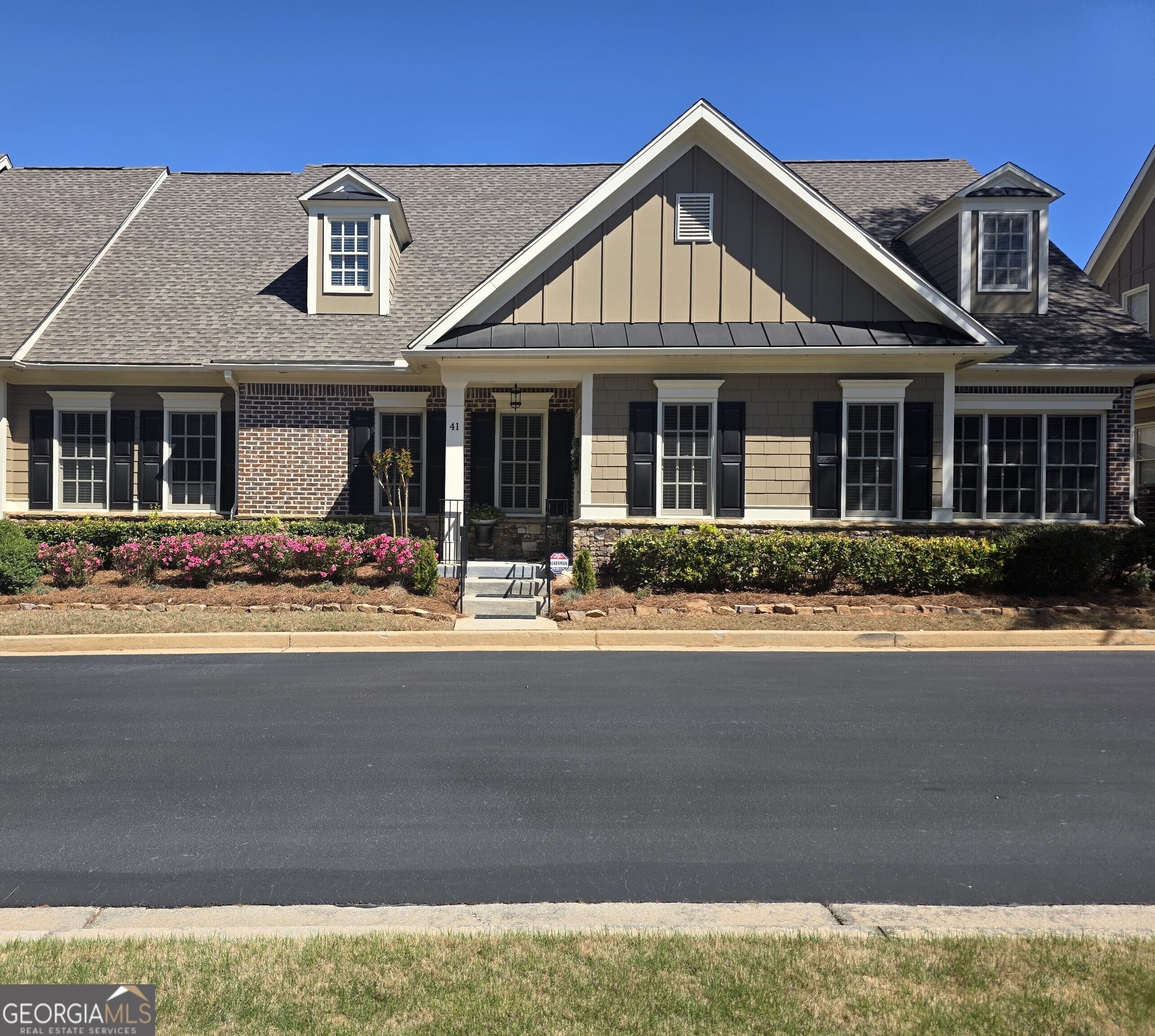 625 Aunt Lucy Ln 41 — photo 1