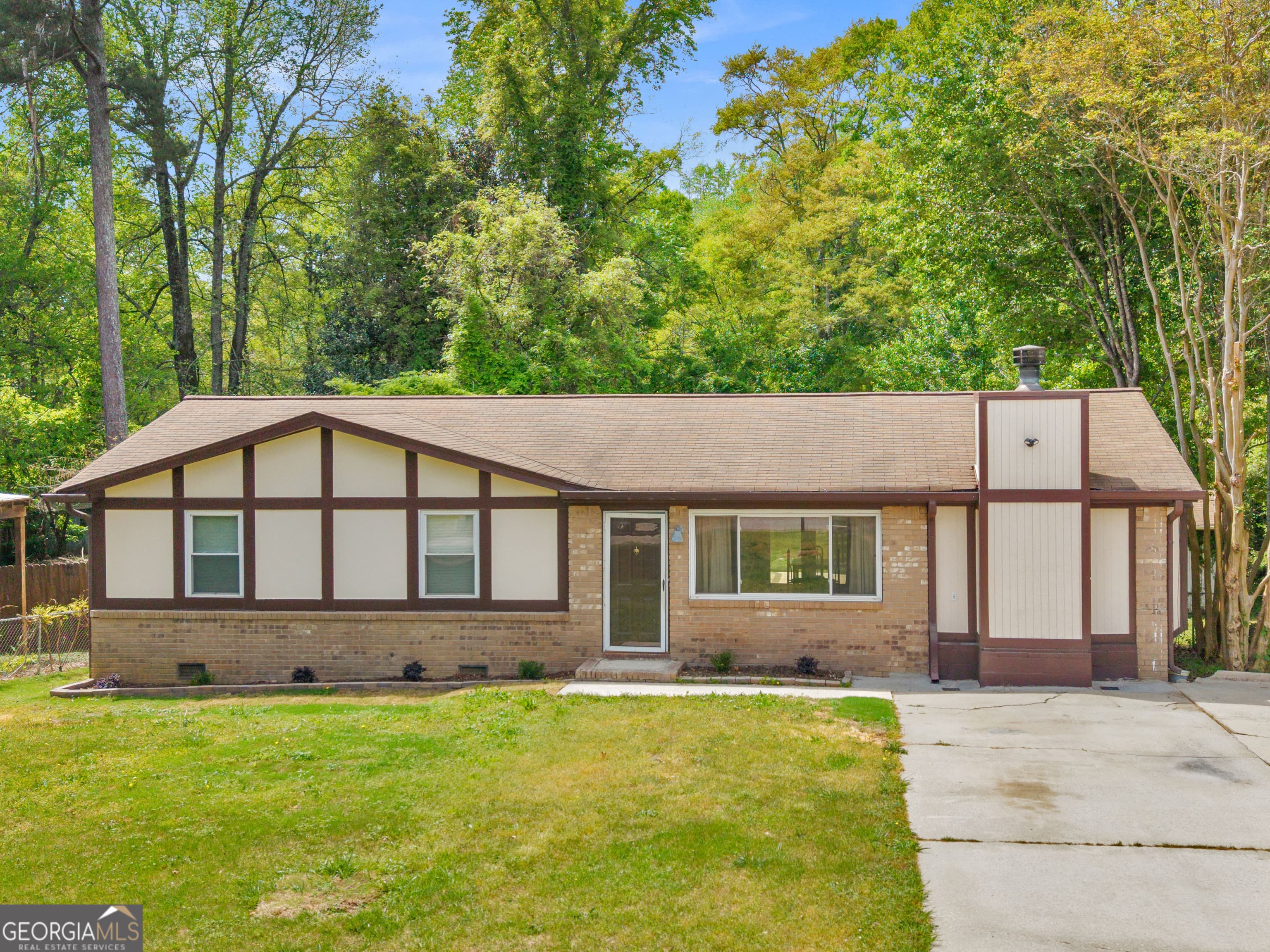 10 Glenn Burnie Dr — photo 1