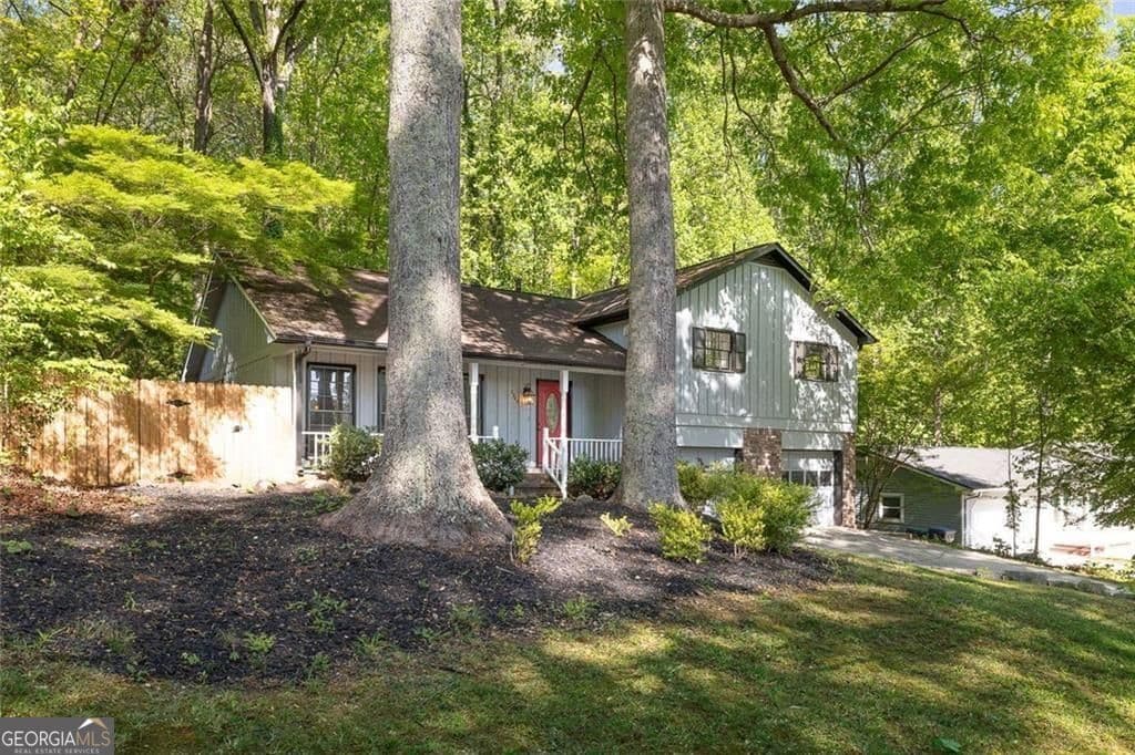 2845 Wood Forest Rd — photo 2