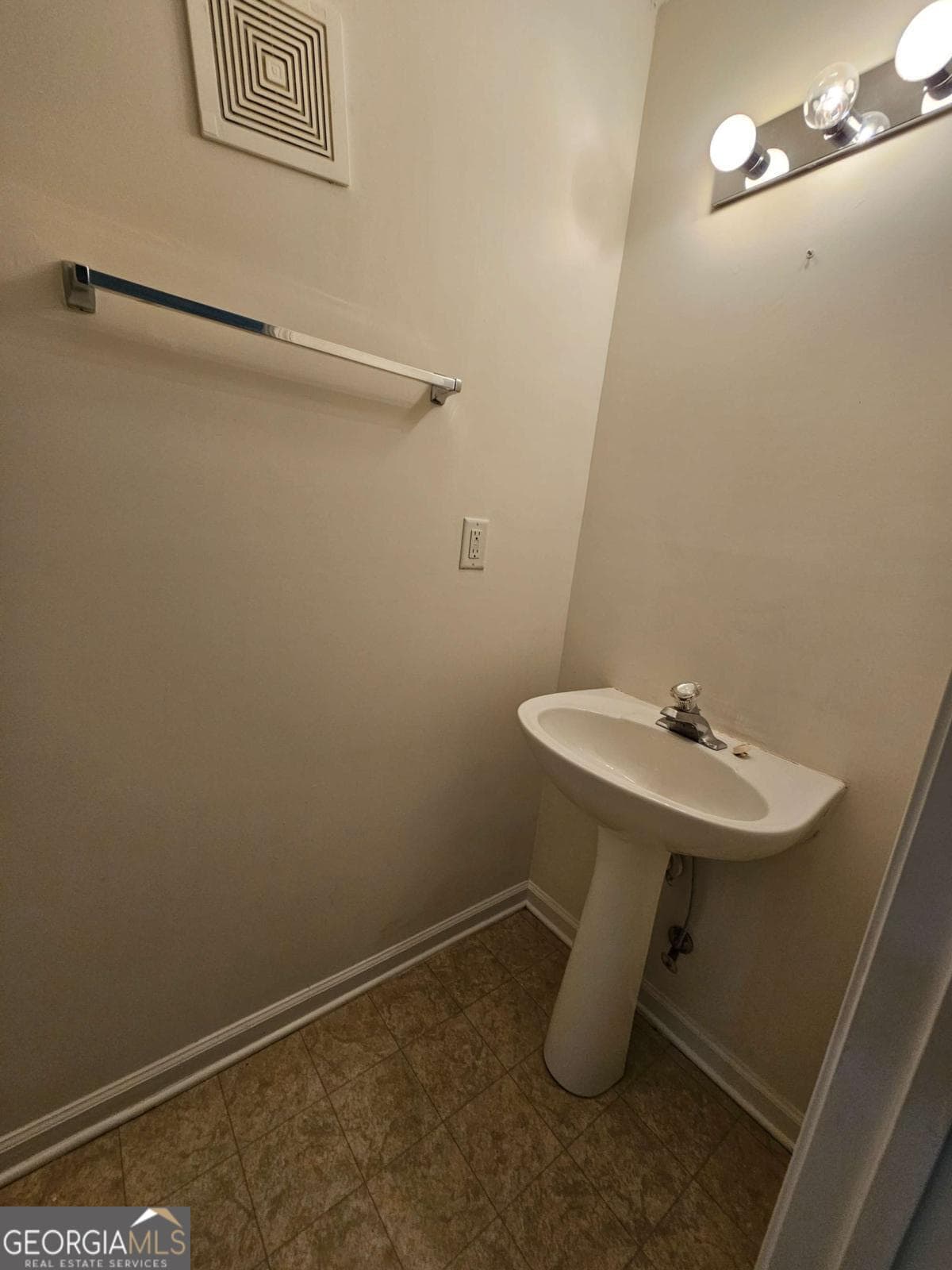 3287 River Se Ln — photo 2