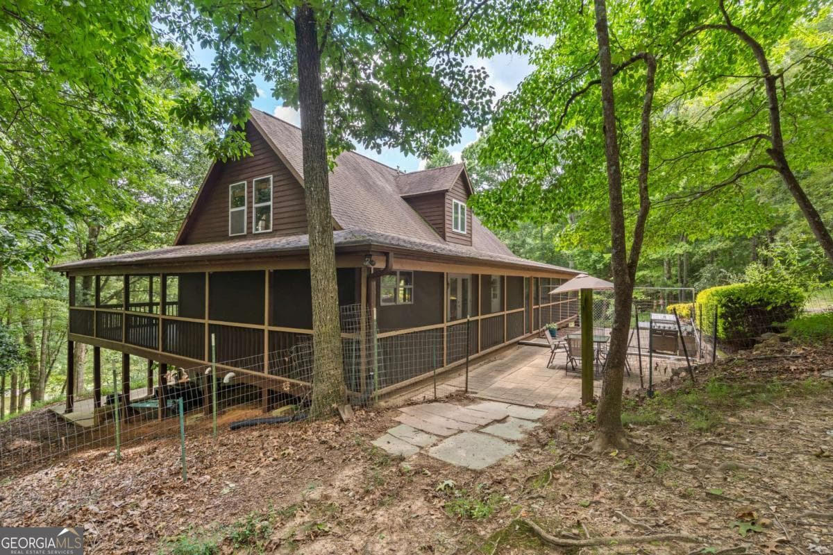 240 Rolling Hills Dr — photo 1