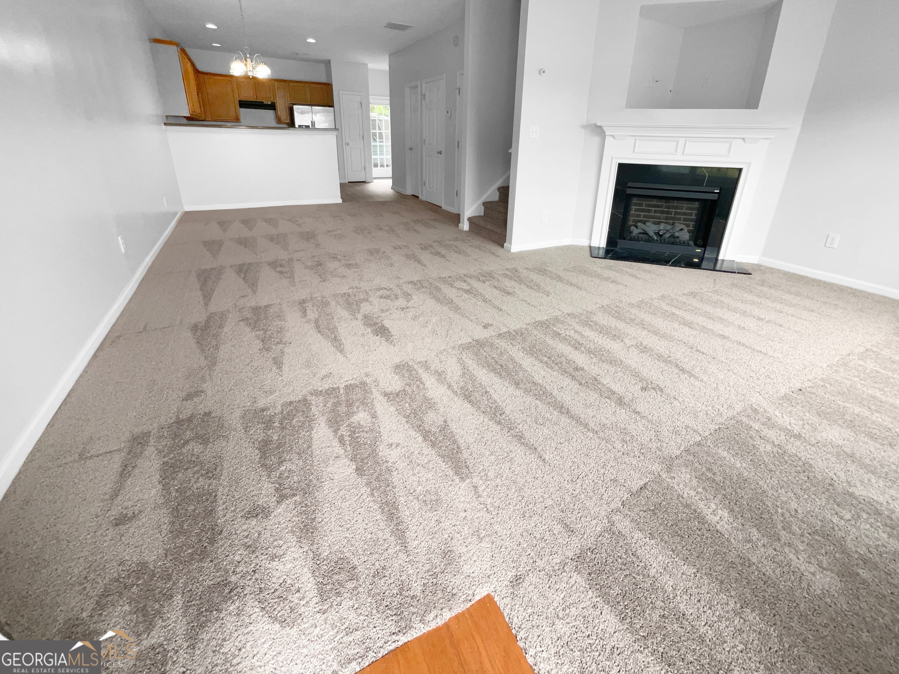 8450 Oakley Circle — photo 2