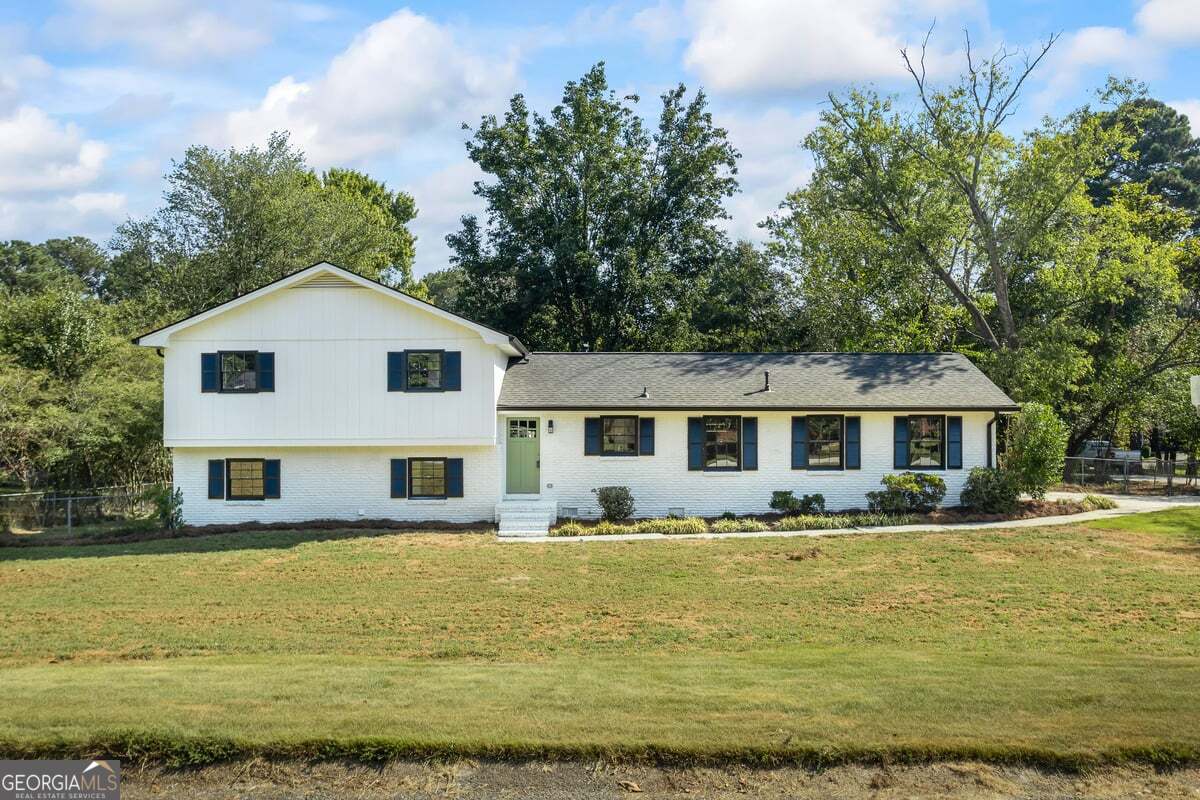 2826 Alamo Pl — photo 1