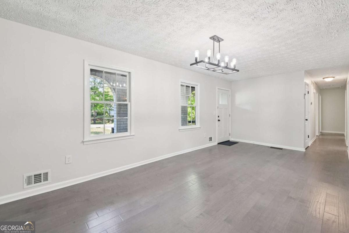 2160 Groover Rd — photo 2