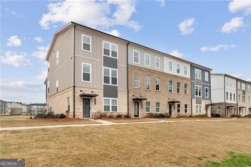 161 Jameson Dr — photo 1