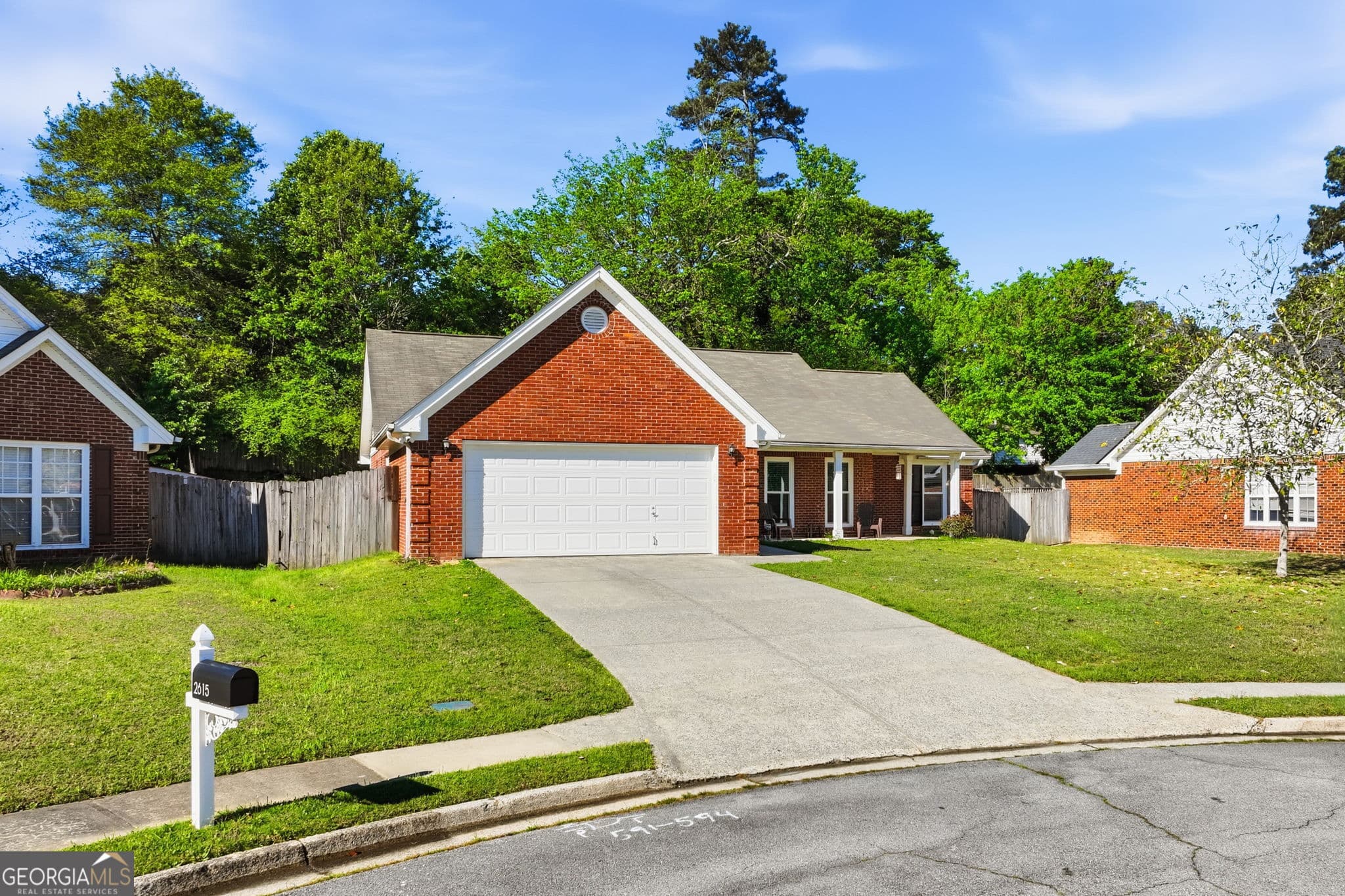 2605 Freemans Walk Dr — photo 2