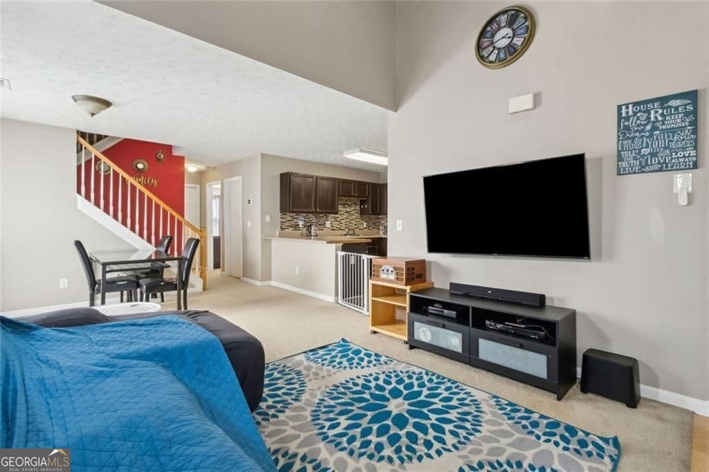 163 Silver Fox Trail — photo 2